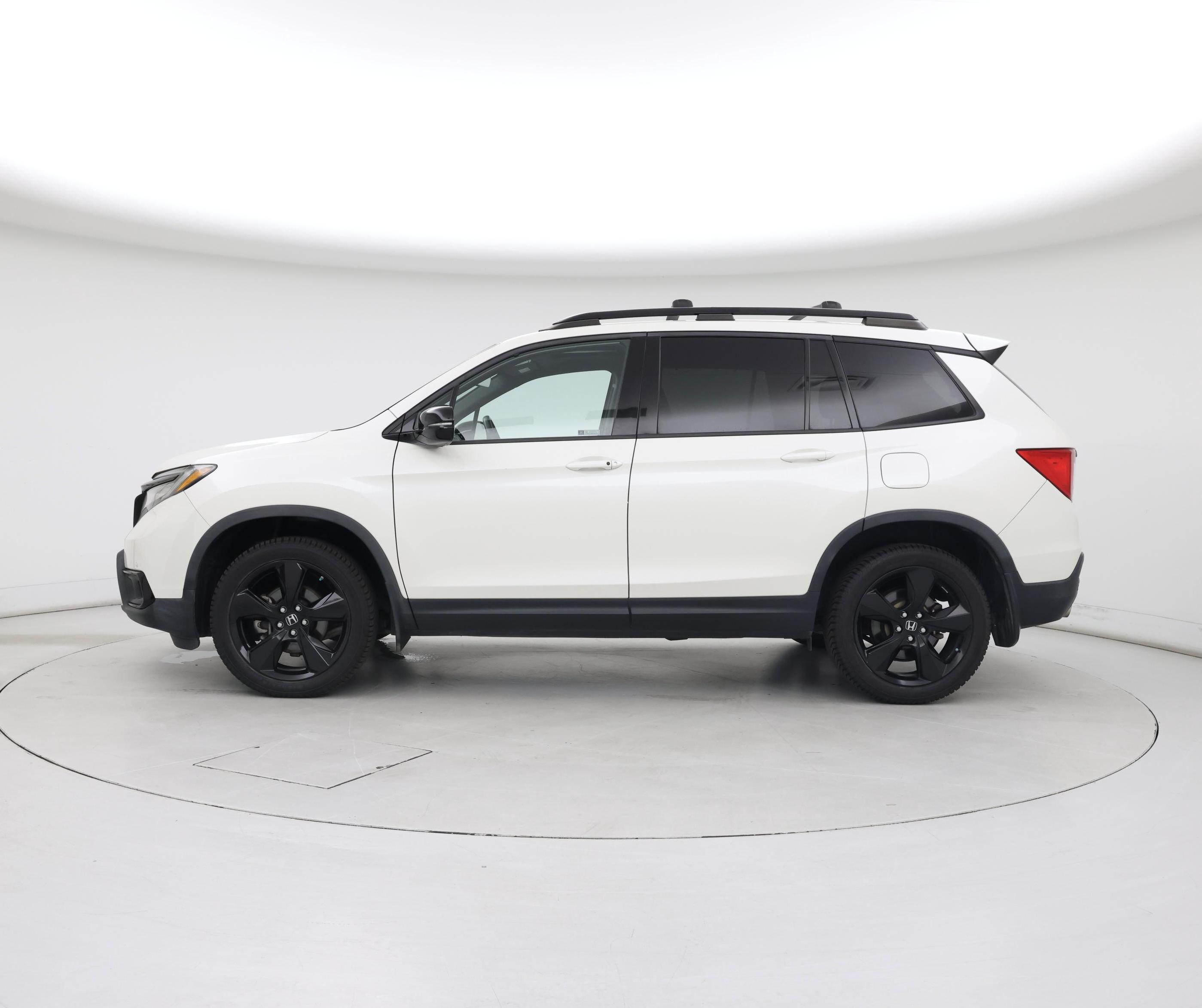 Thumbnail: 2019 Honda Passport - 3