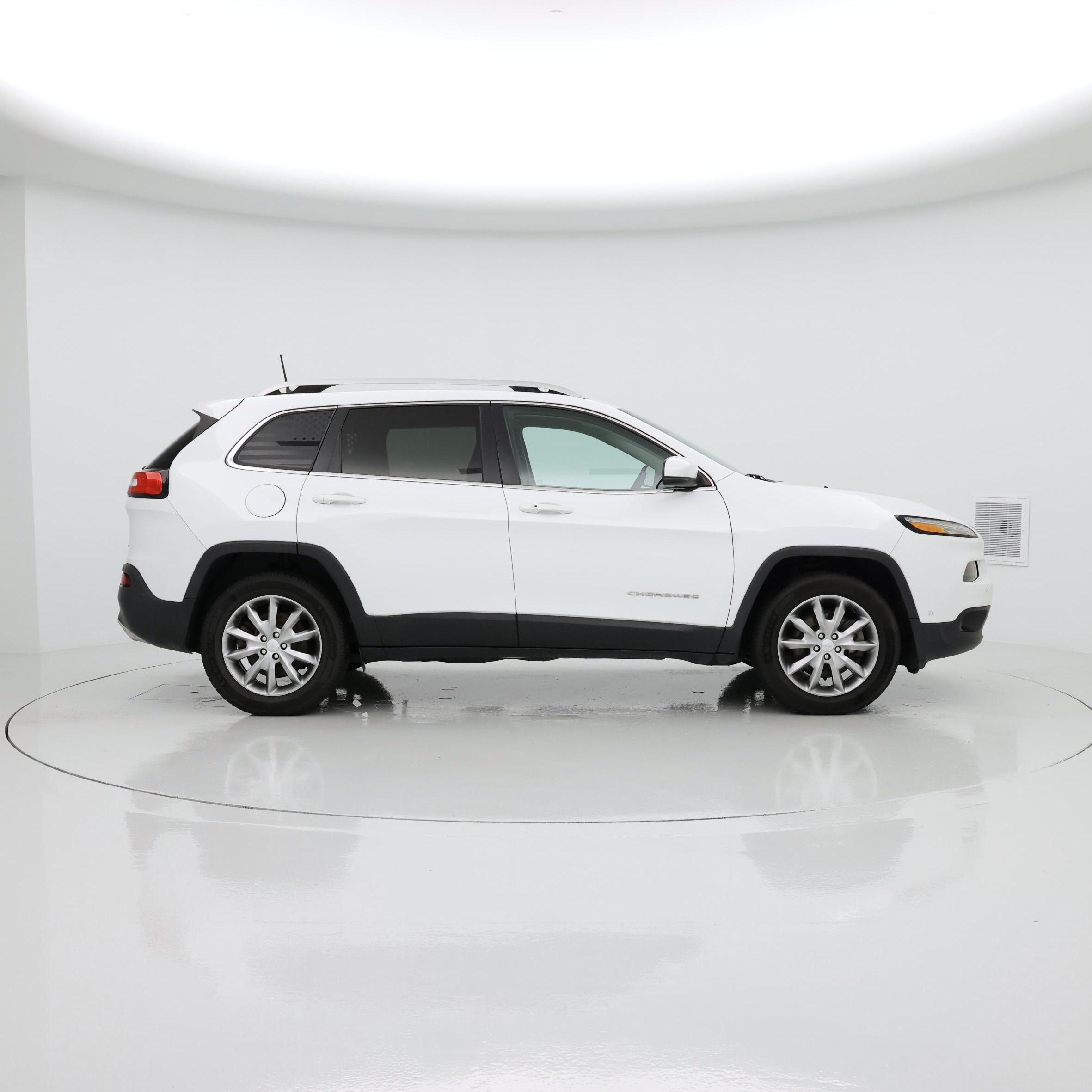 Thumbnail: 2018 Jeep Cherokee - 7