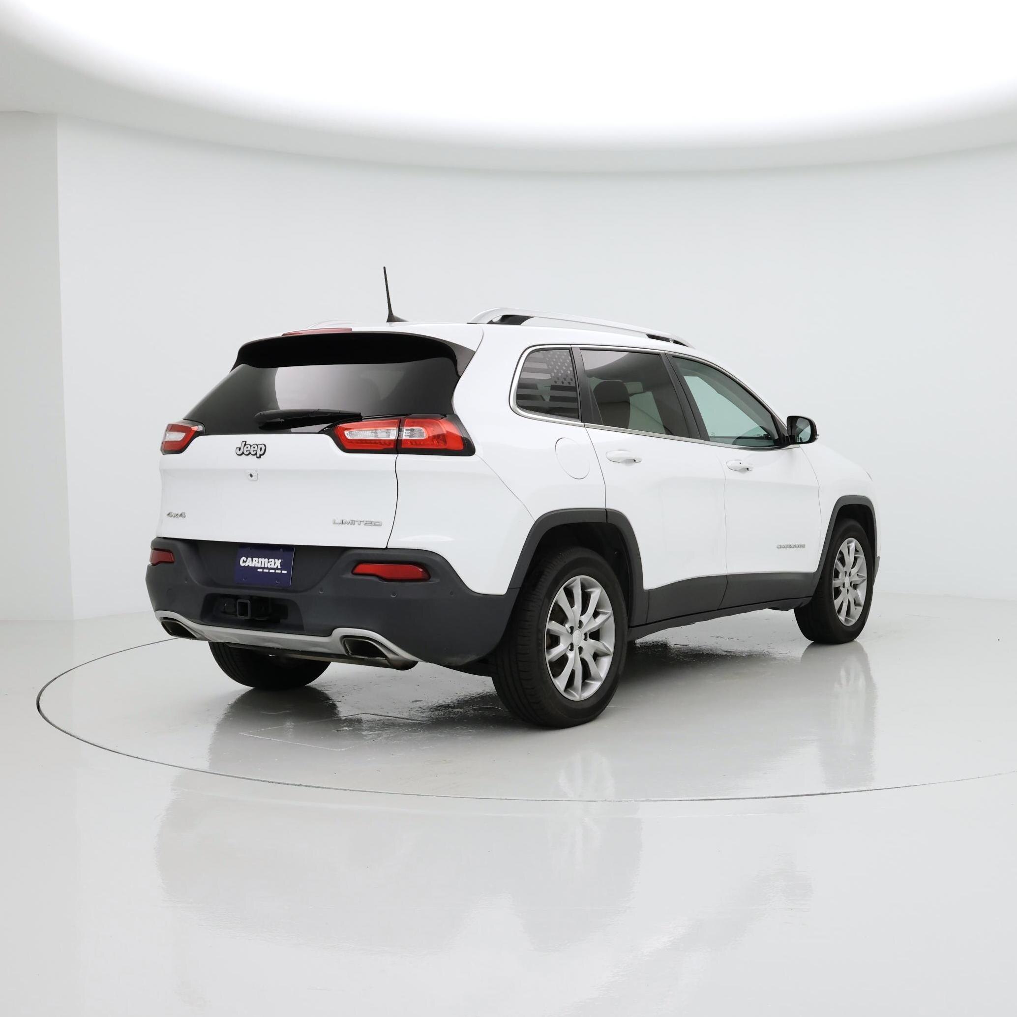 Thumbnail: 2018 Jeep Cherokee - 8