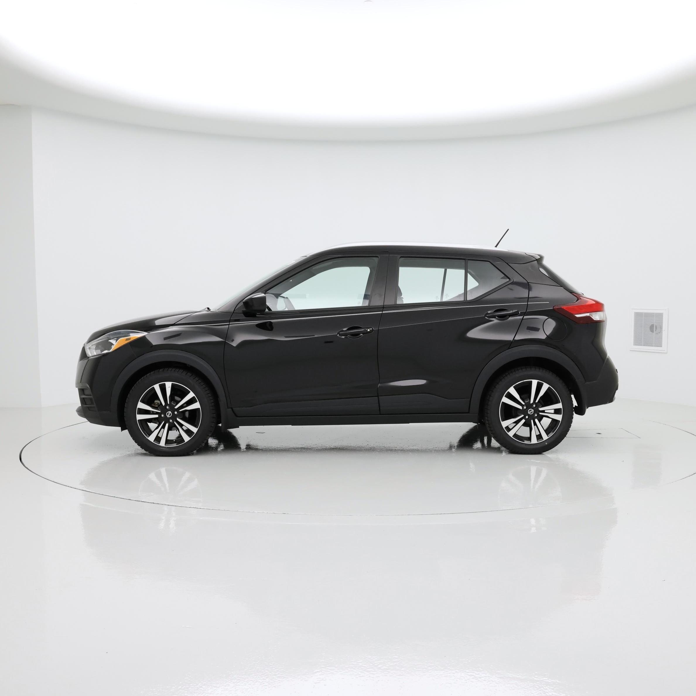 Thumbnail: 2020 Nissan Kicks - 3