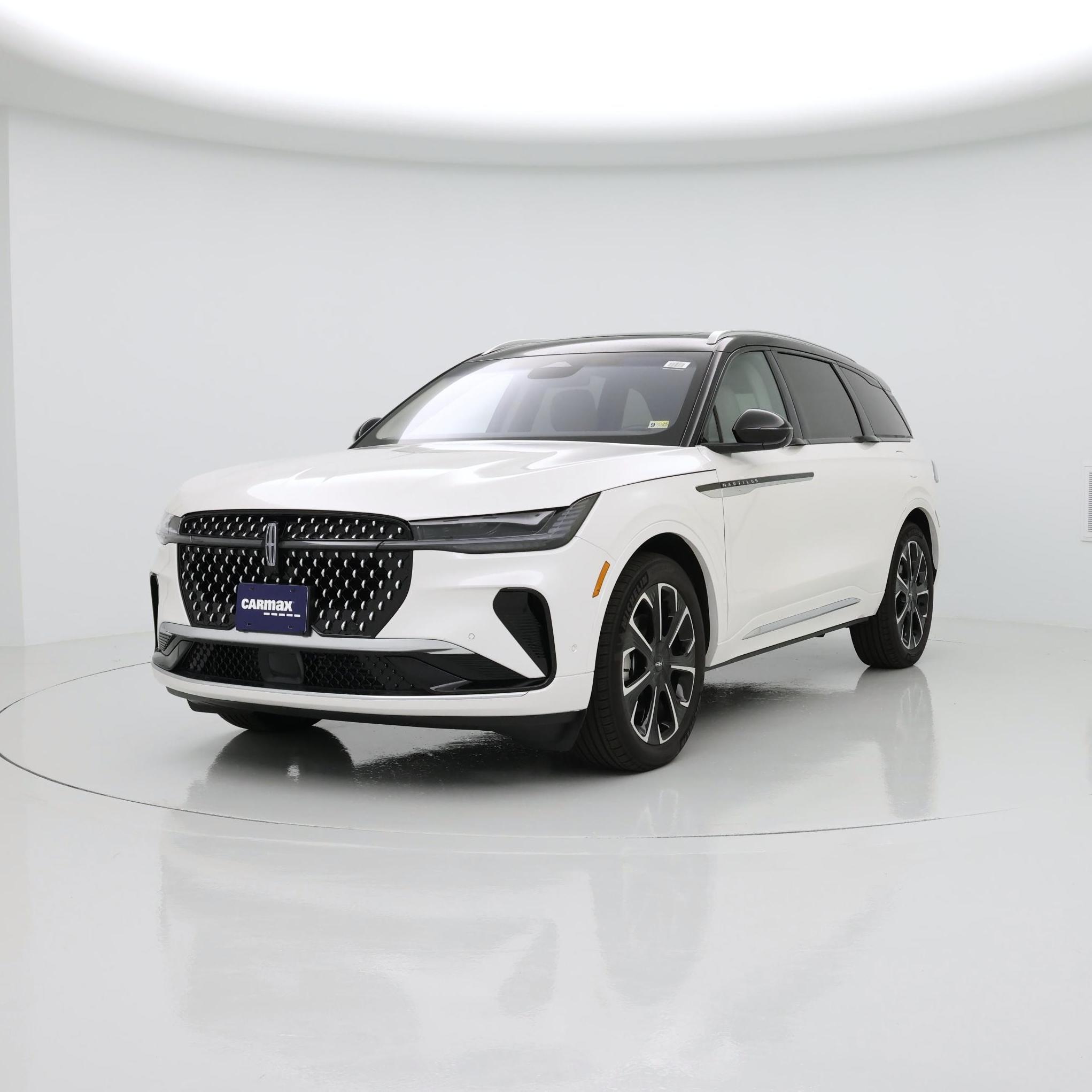 Thumbnail: 2024 Lincoln Nautilus - 4