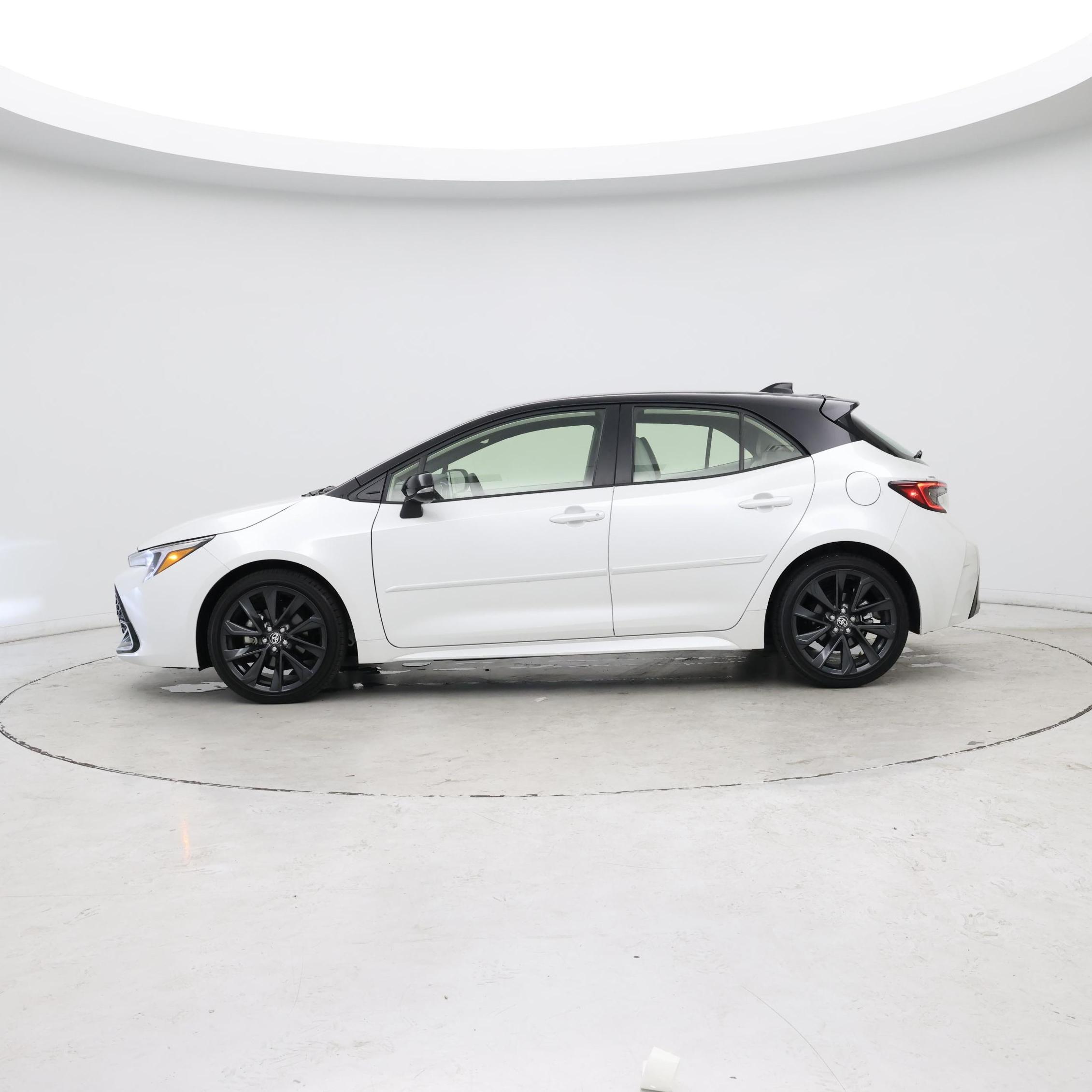 Thumbnail: 2024 Toyota Corolla - 3