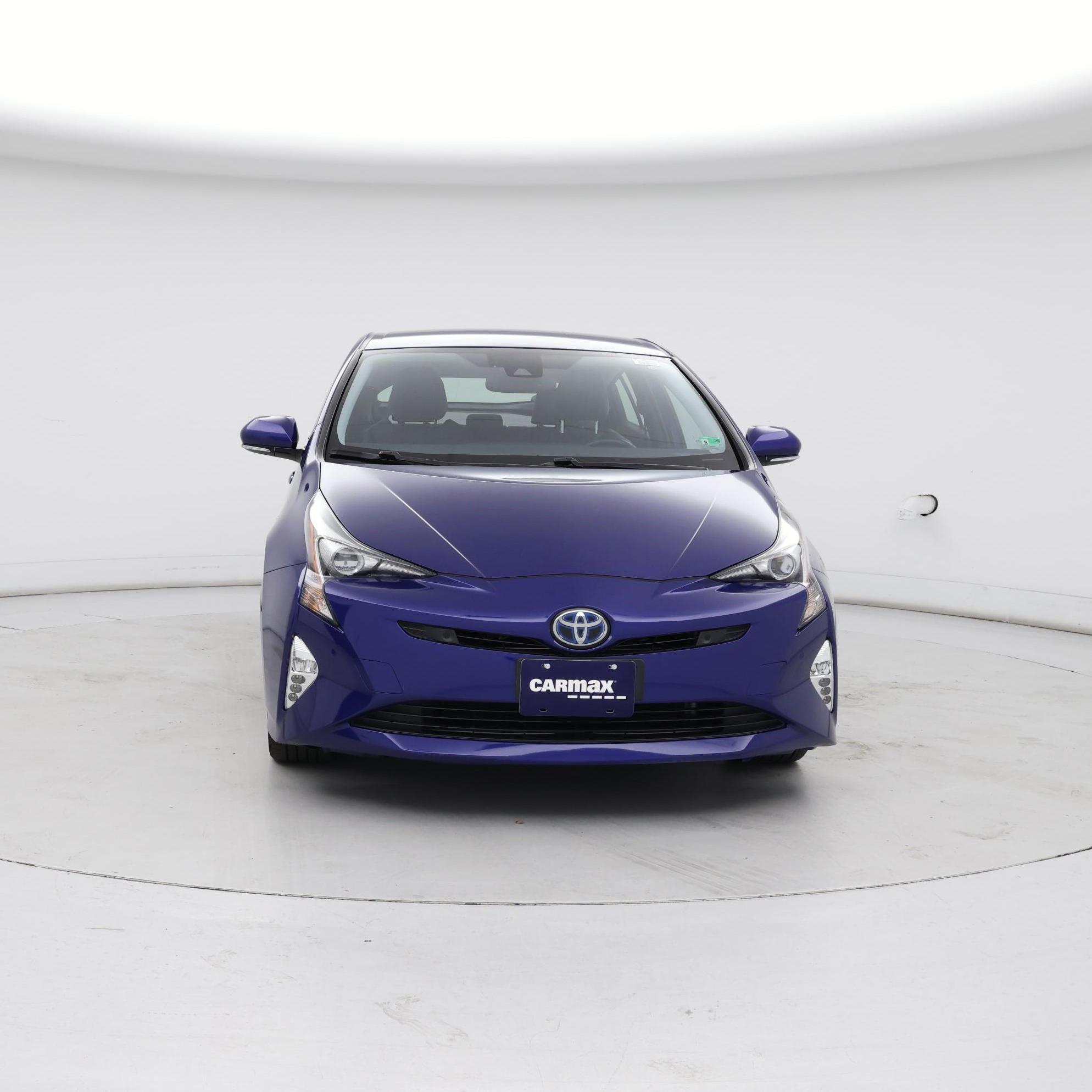 Thumbnail: 2018 Toyota Prius - 5