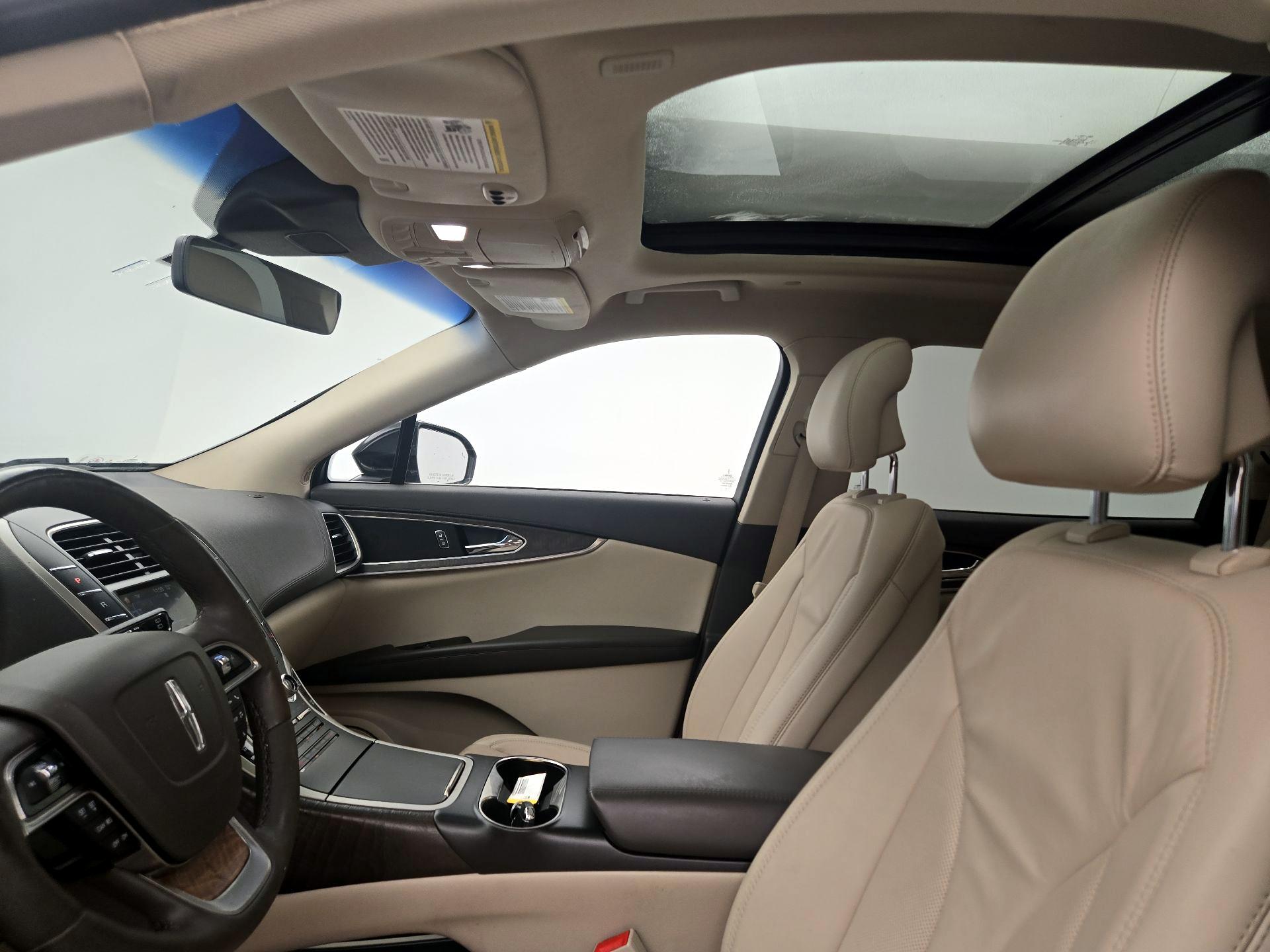 Thumbnail: 2019 Lincoln Nautilus - 20