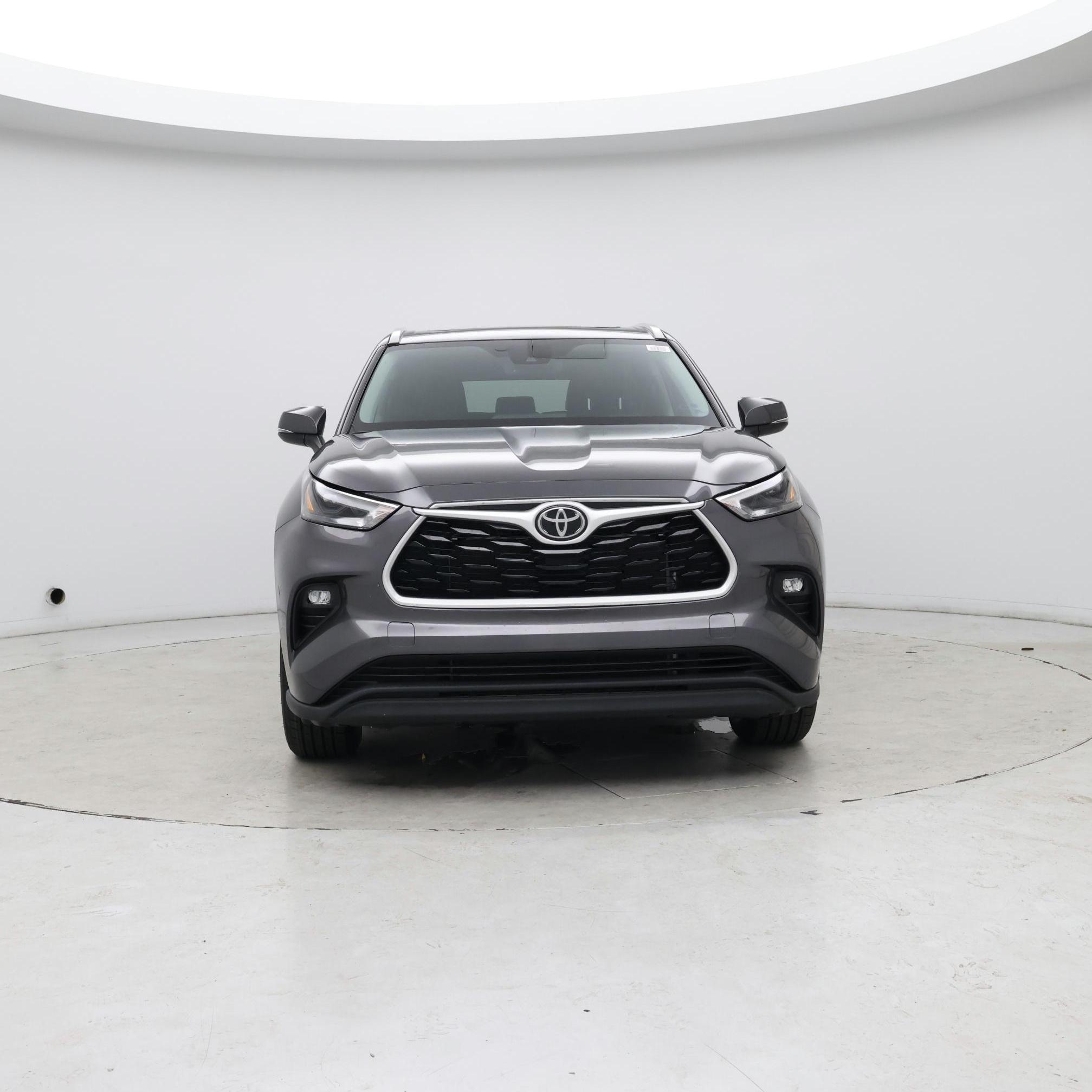 Thumbnail: 2022 Toyota Highlander - 5