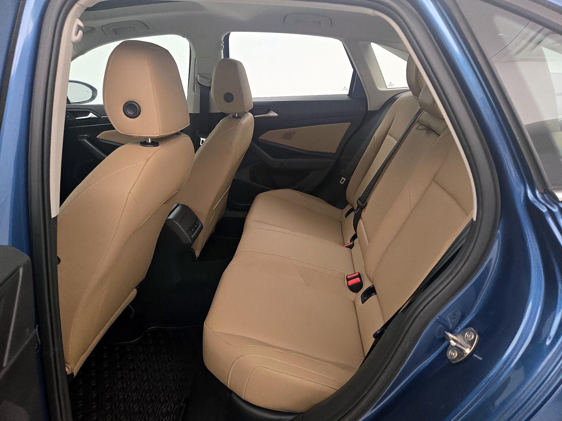 Thumbnail: 2019 Volkswagen Jetta - 20