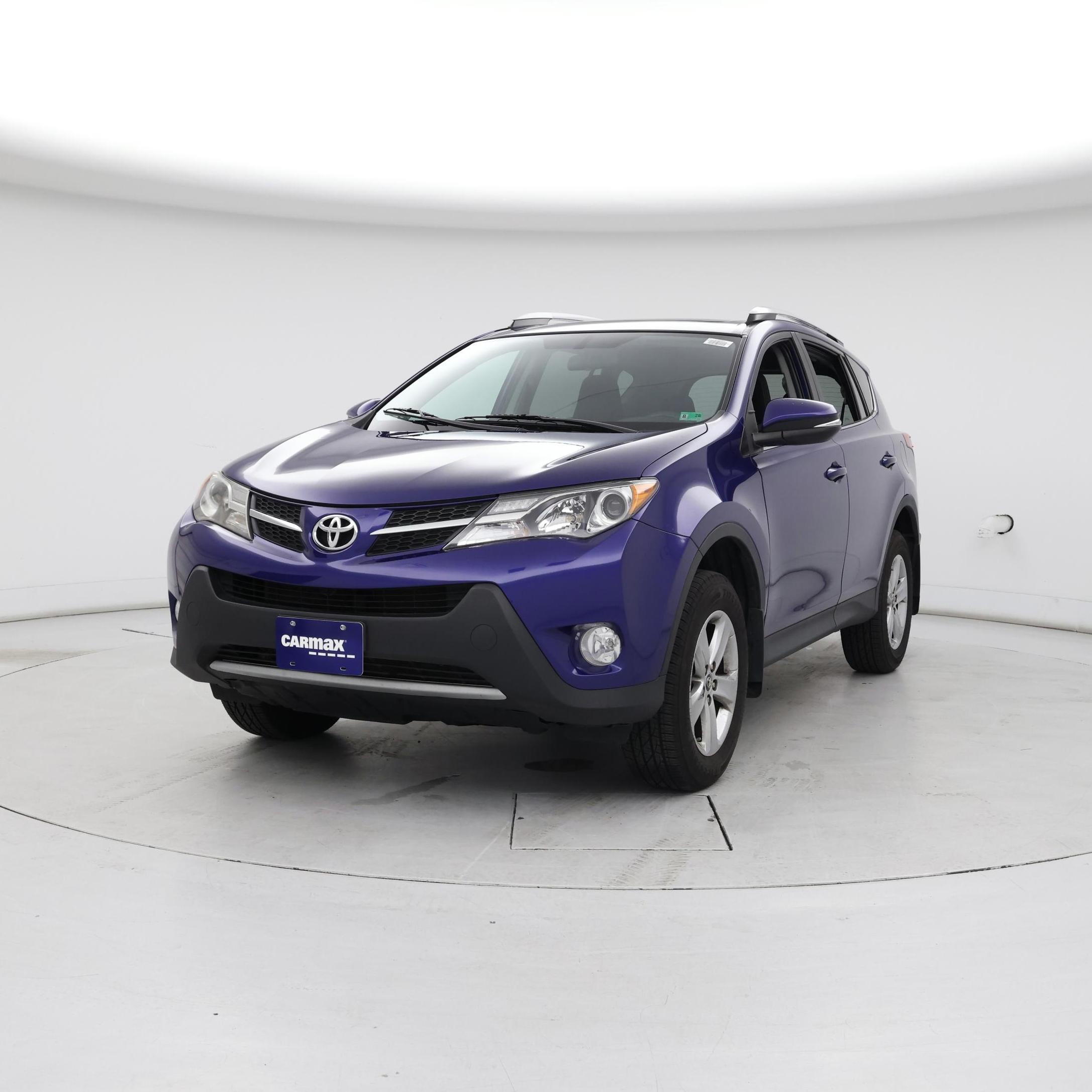 Thumbnail: 2015 Toyota RAV4 - 4
