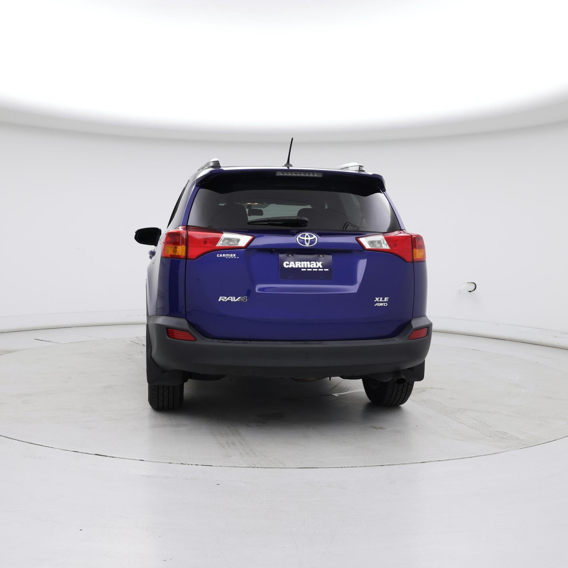Thumbnail: 2015 Toyota RAV4 - 6
