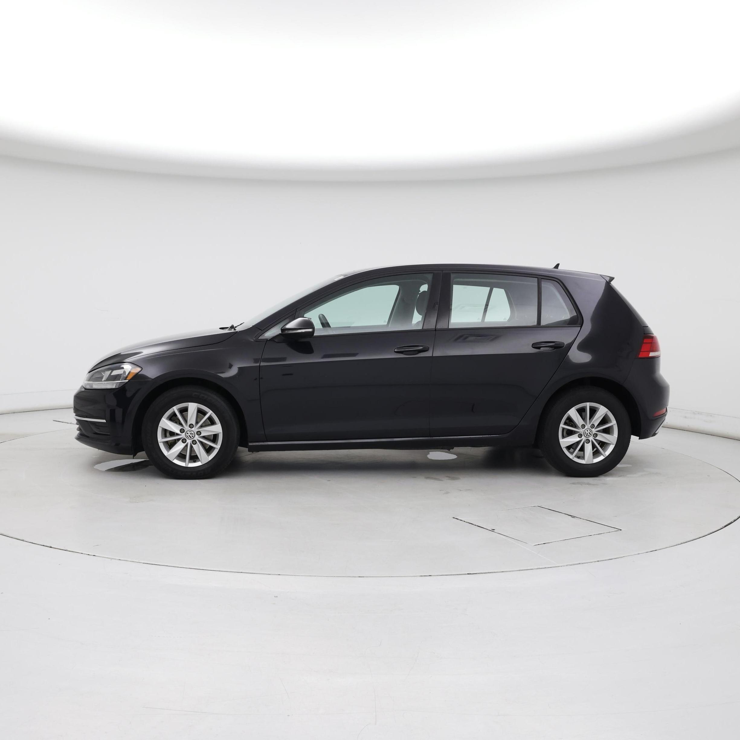 Thumbnail: 2019 Volkswagen Golf - 3