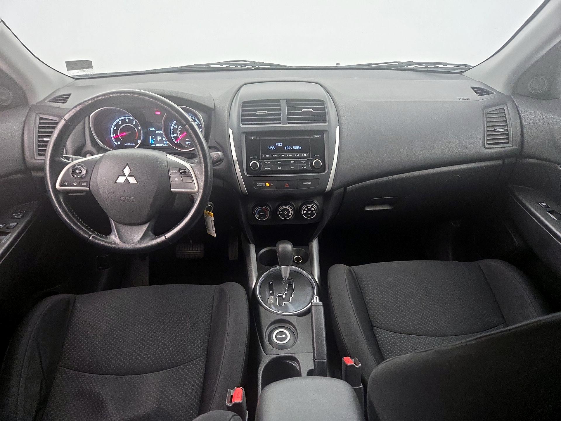 Thumbnail: 2014 Mitsubishi Outlander Sport - 9