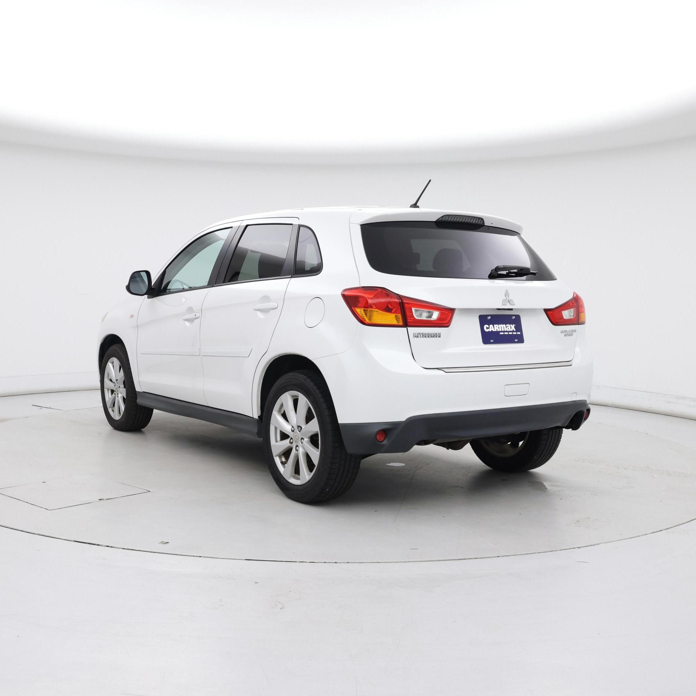 Thumbnail: 2014 Mitsubishi Outlander Sport - 2