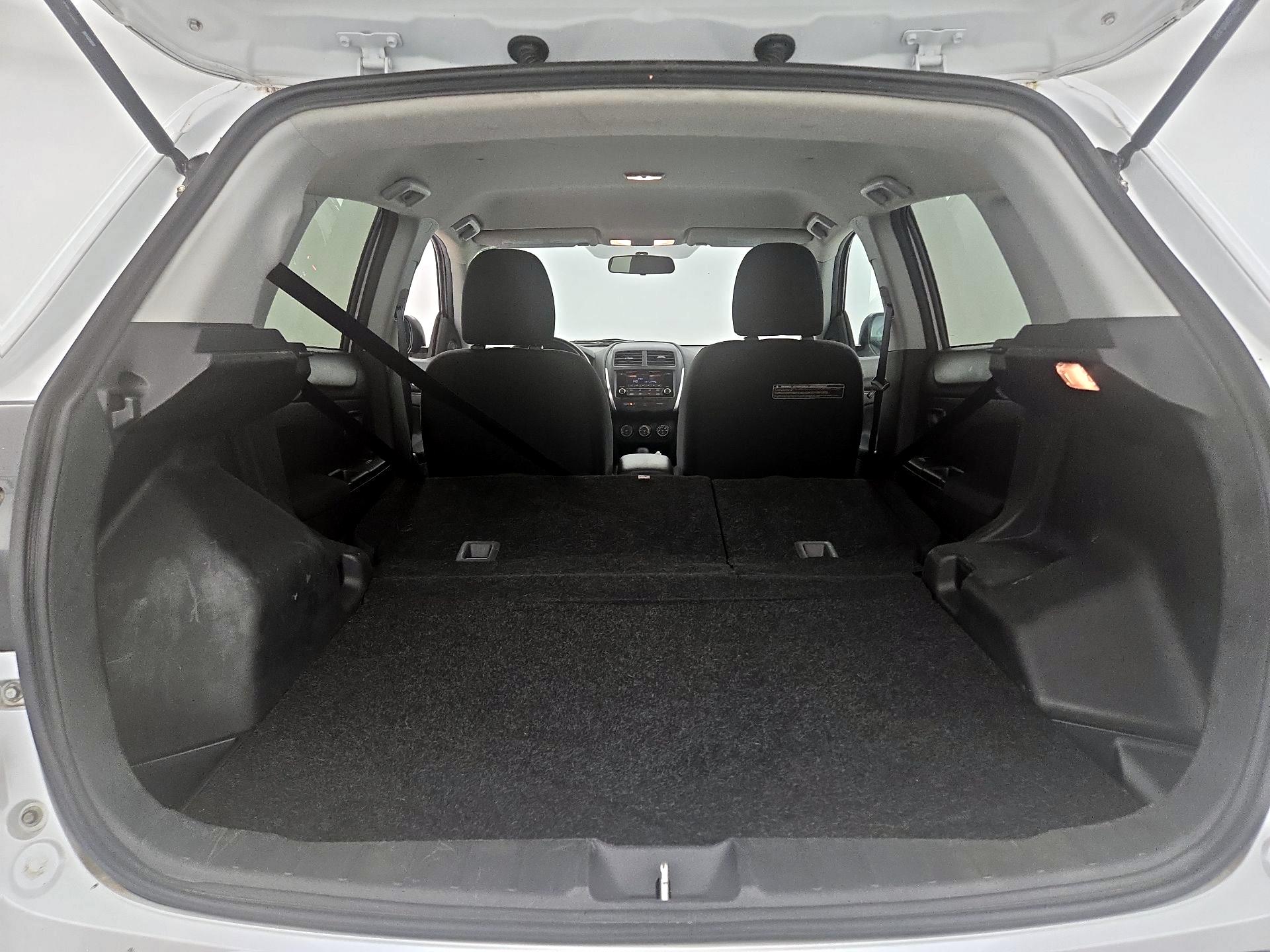 Thumbnail: 2014 Mitsubishi Outlander Sport - 20