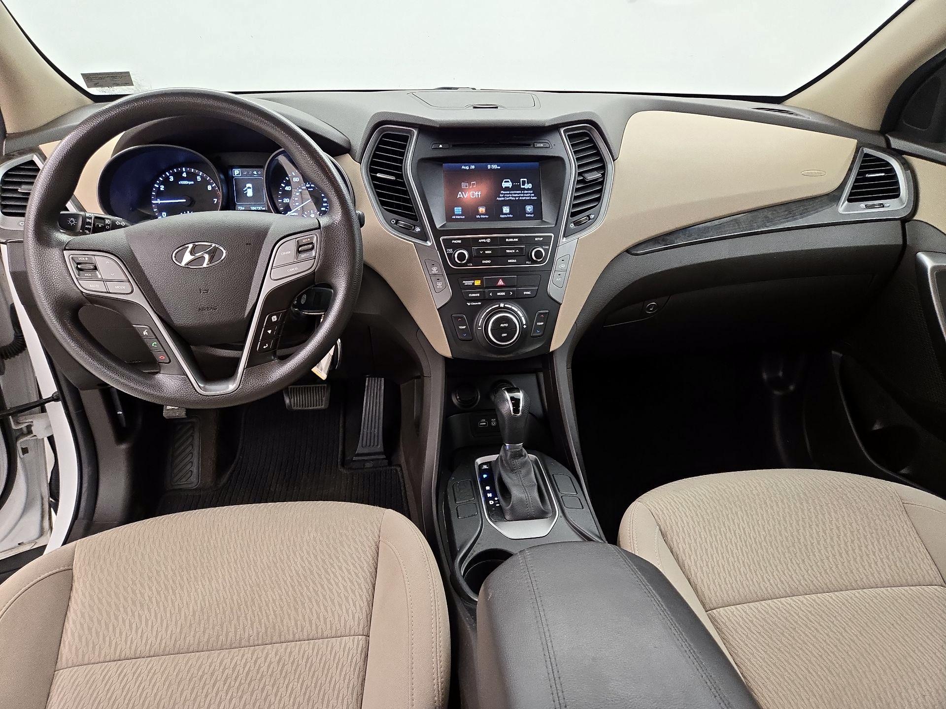 Thumbnail: 2017 Hyundai Santa Fe - 9