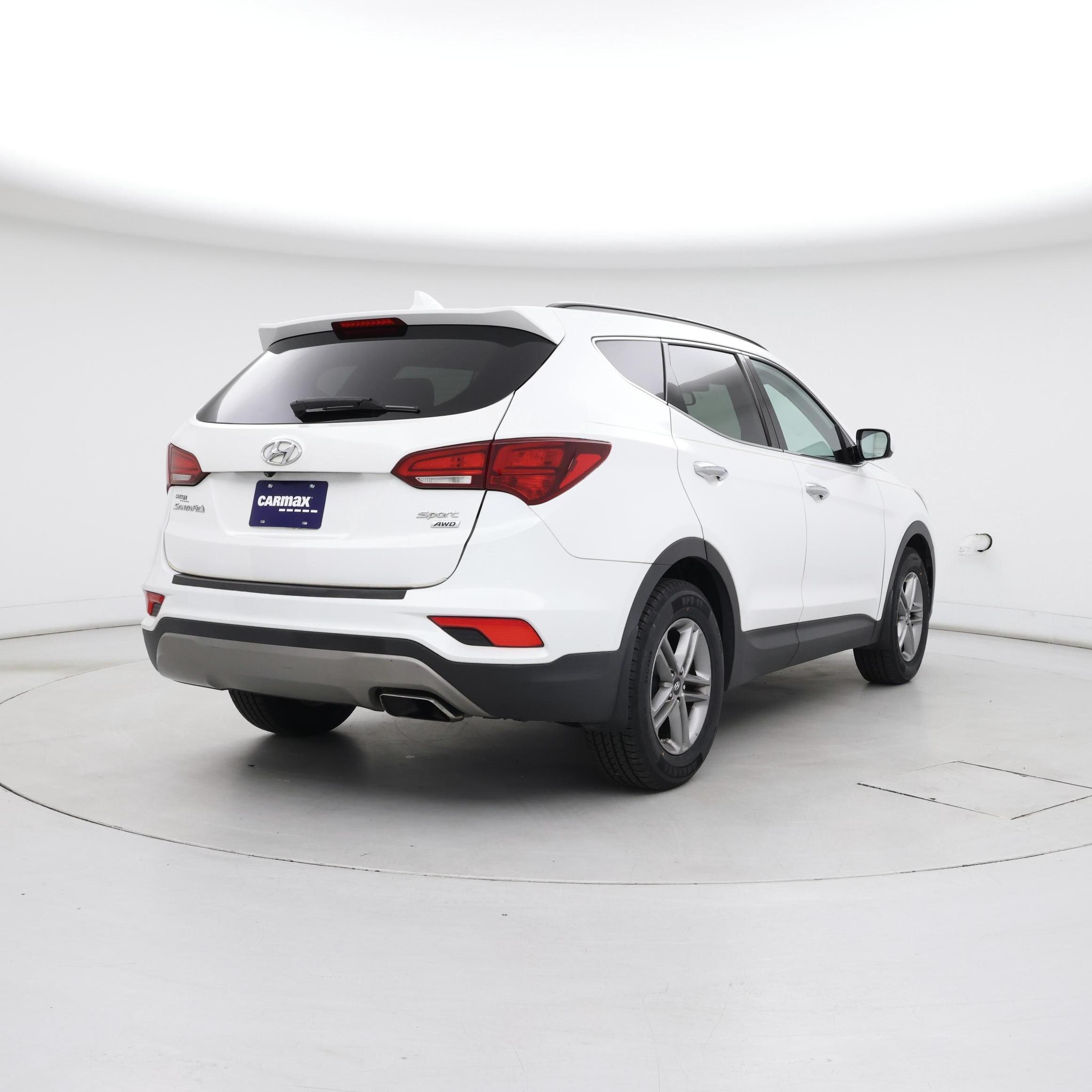 Thumbnail: 2017 Hyundai Santa Fe - 8