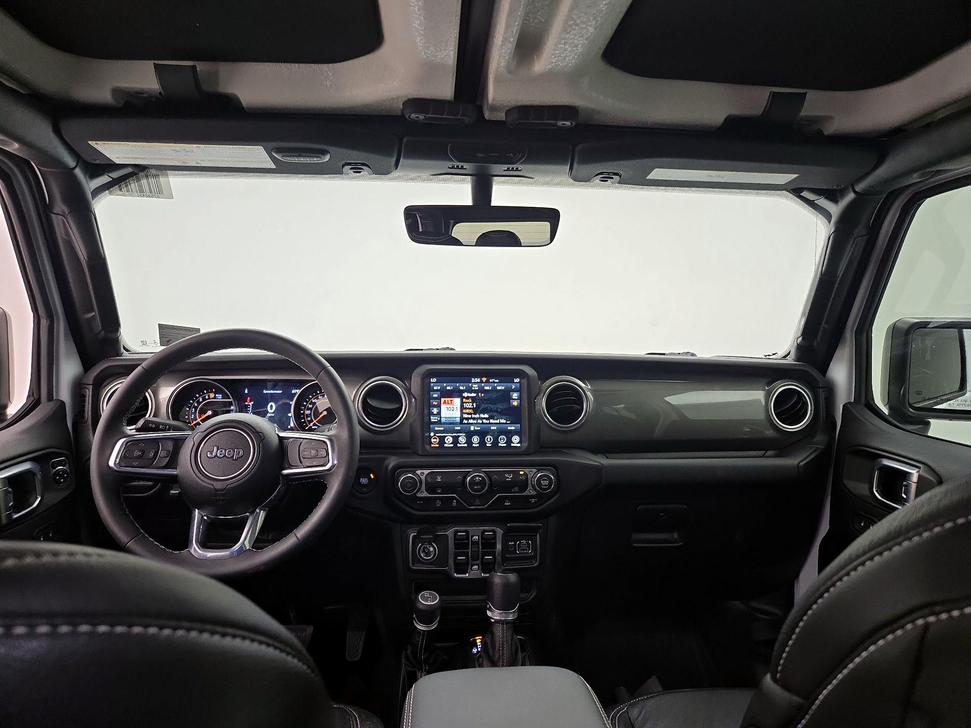 Thumbnail: 2023 Jeep Gladiator - 9