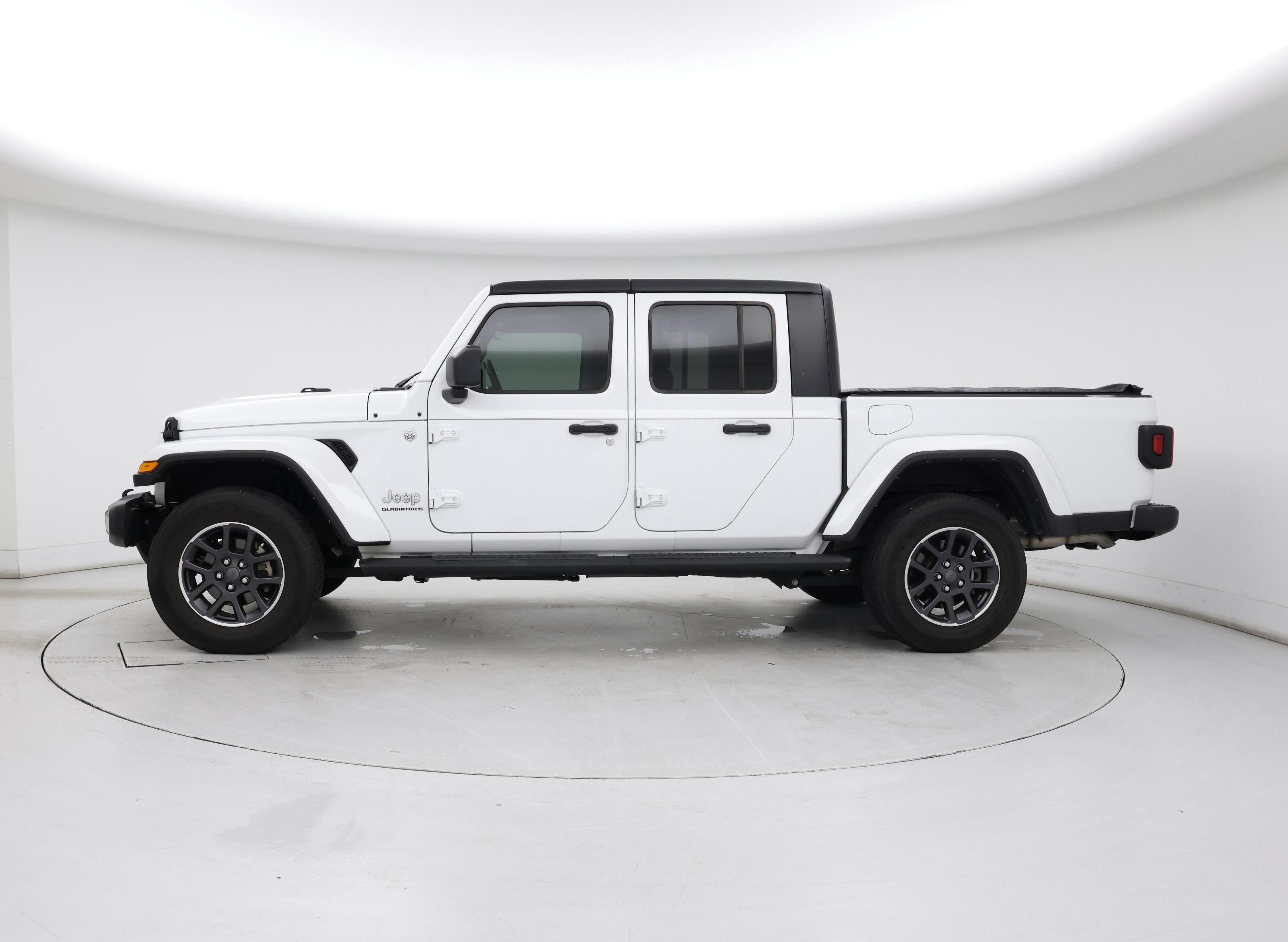 Thumbnail: 2023 Jeep Gladiator - 3
