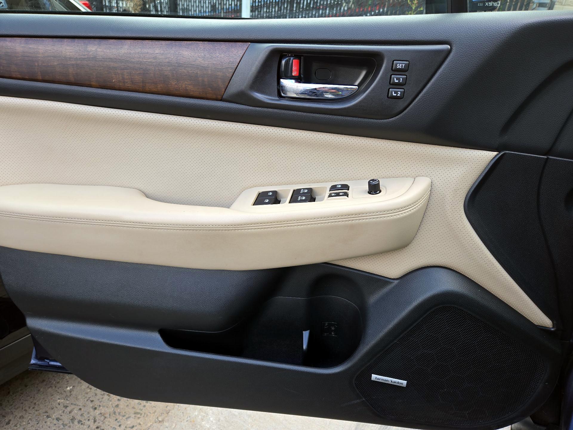 Thumbnail: 2015 Subaru Outback - 12