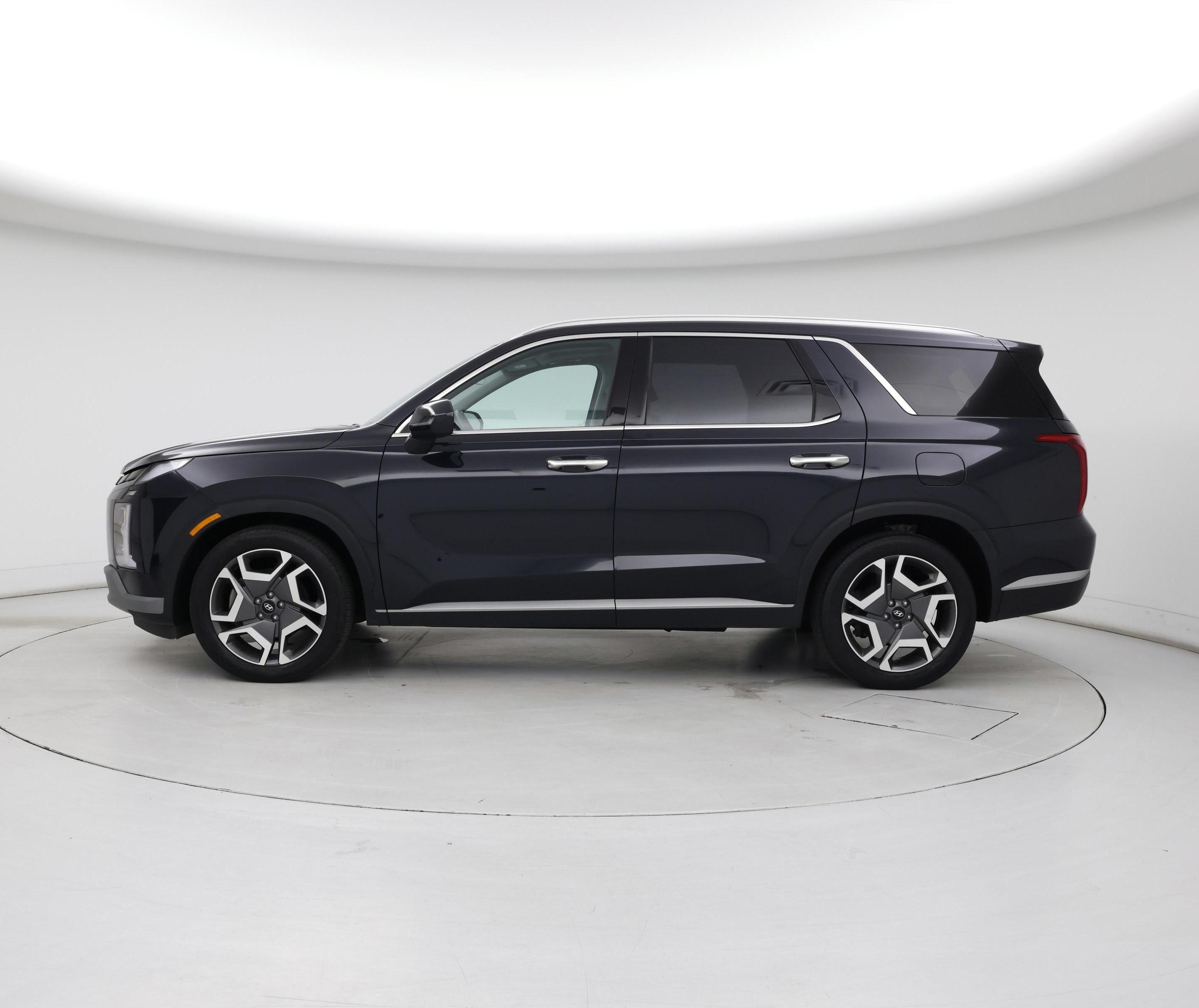 Thumbnail: 2023 Hyundai Palisade - 3