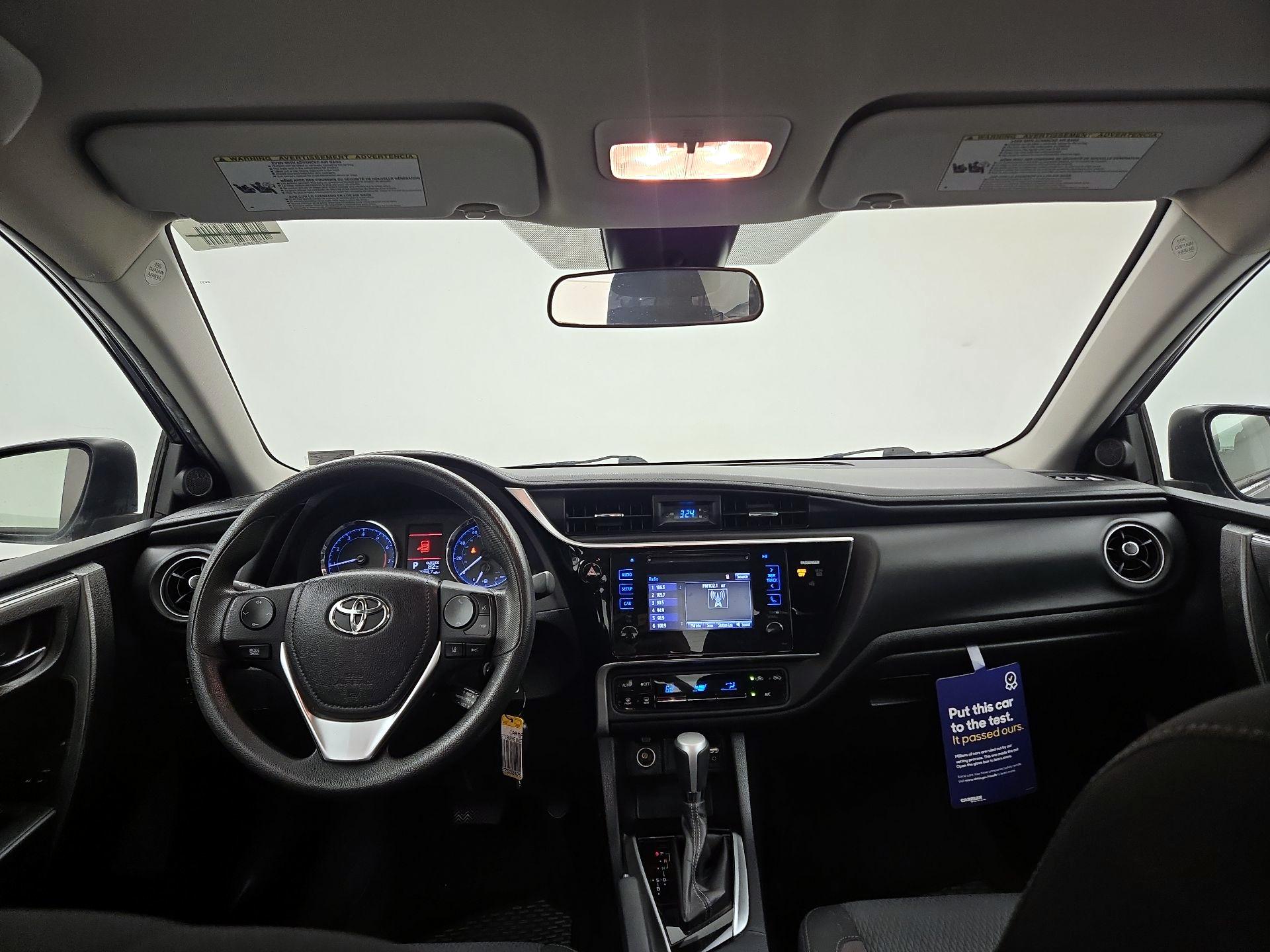 Thumbnail: 2017 Toyota Corolla - 9