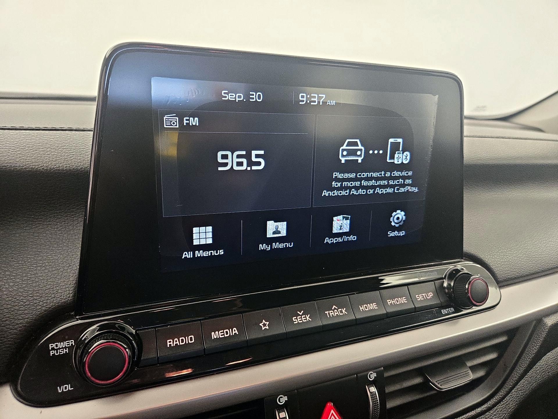 Thumbnail: 2020 Kia Forte - 15