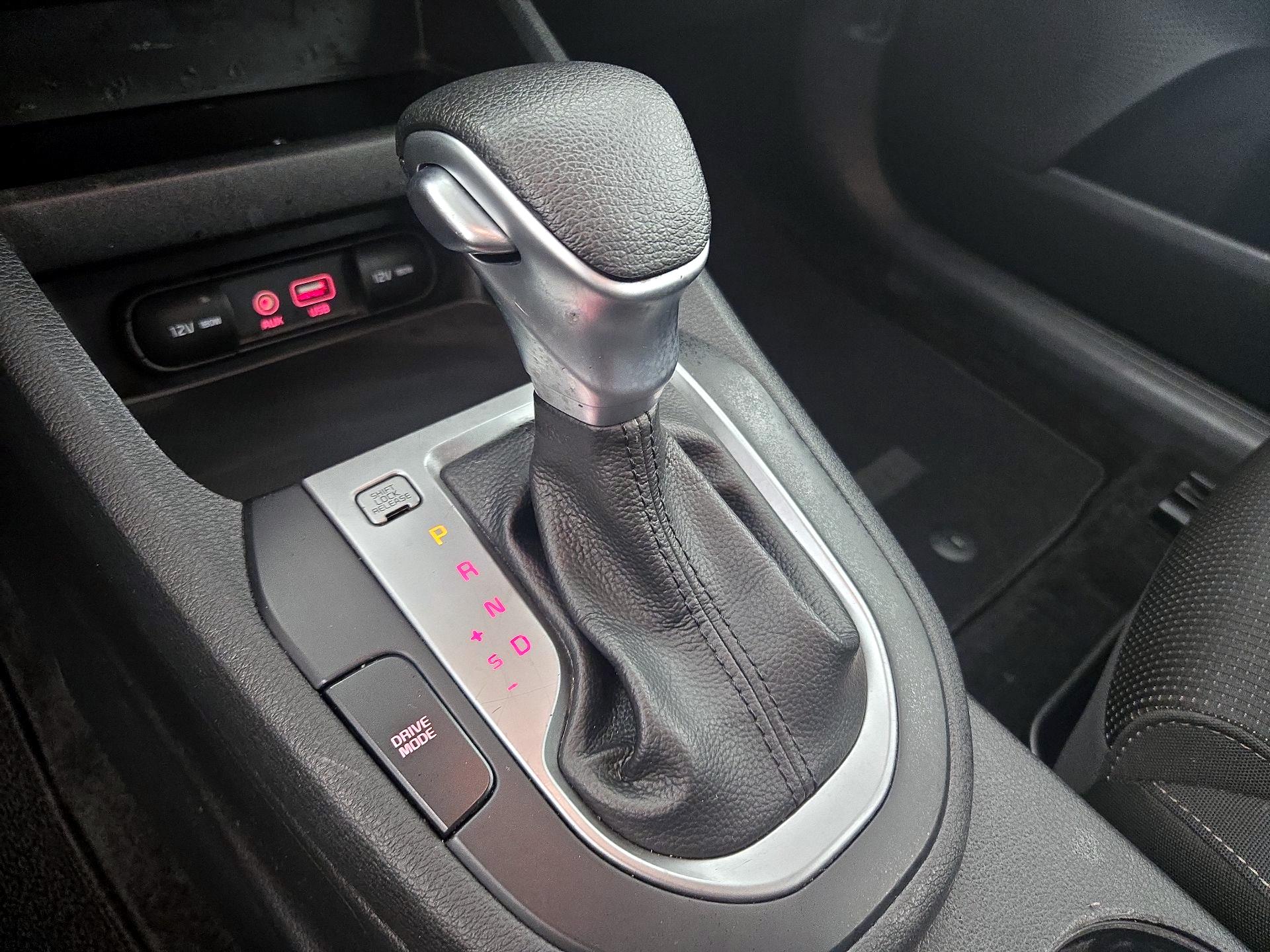 Thumbnail: 2020 Kia Forte - 17