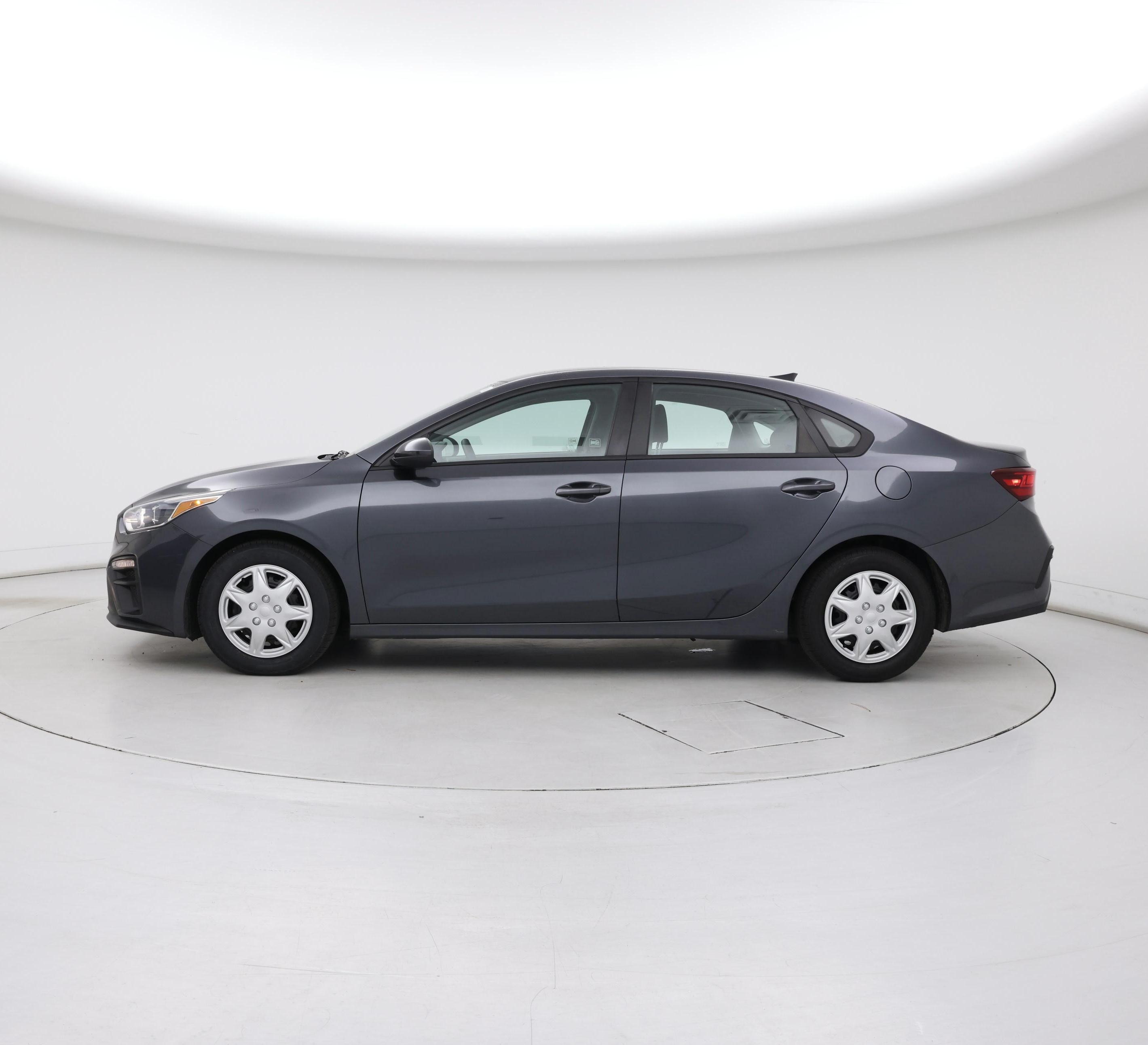 Thumbnail: 2020 Kia Forte - 3