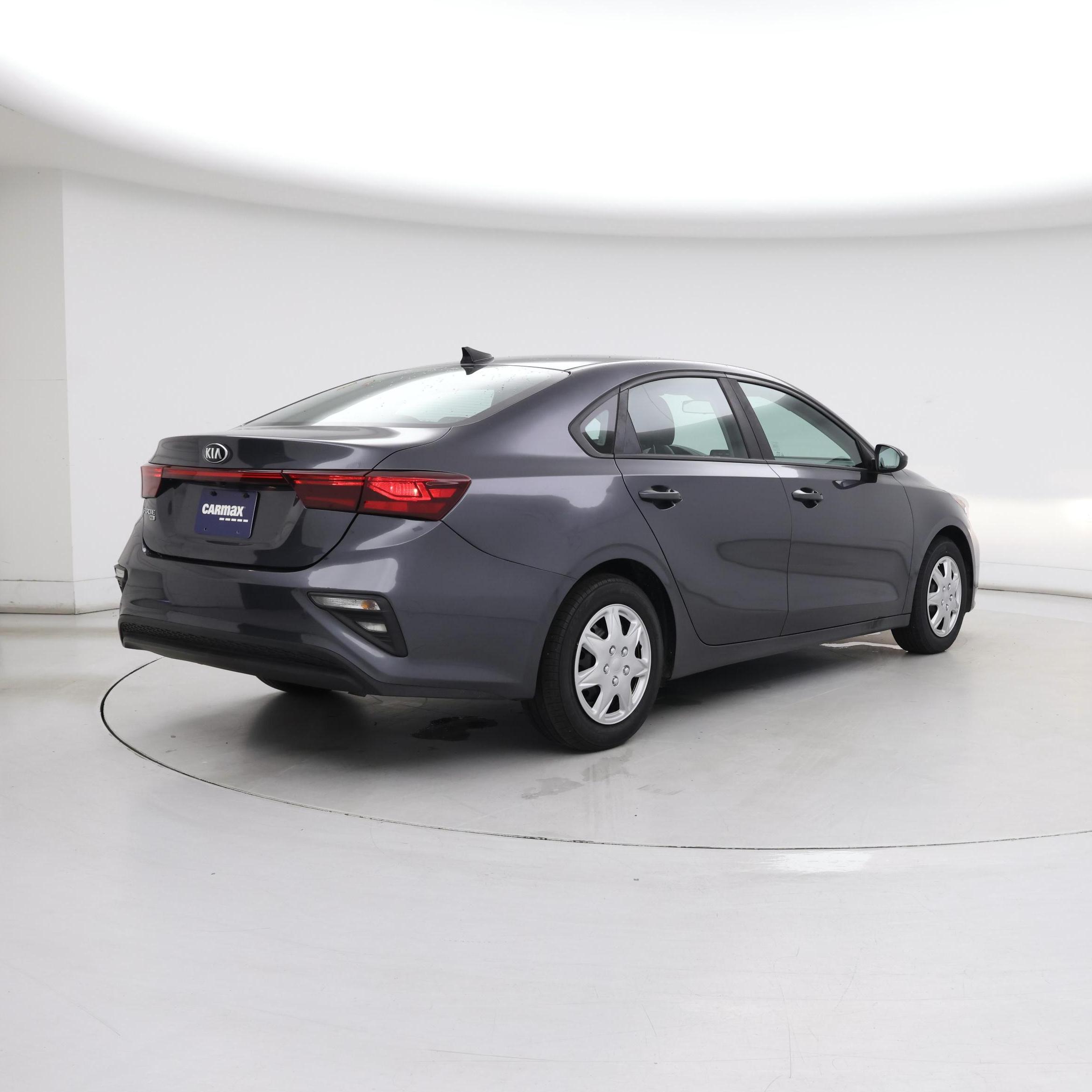 Thumbnail: 2020 Kia Forte - 8