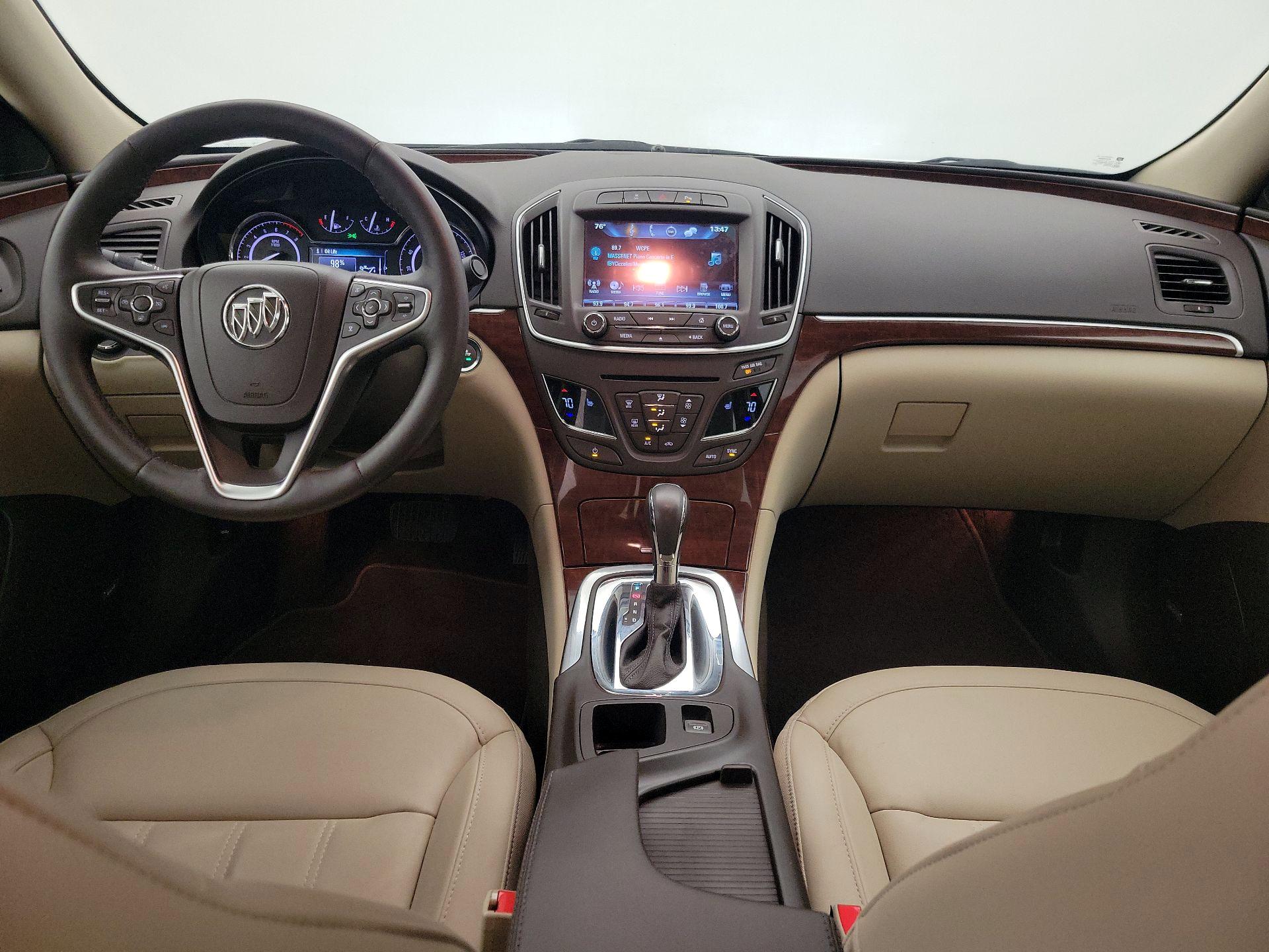 Thumbnail: 2017 Buick Regal - 9