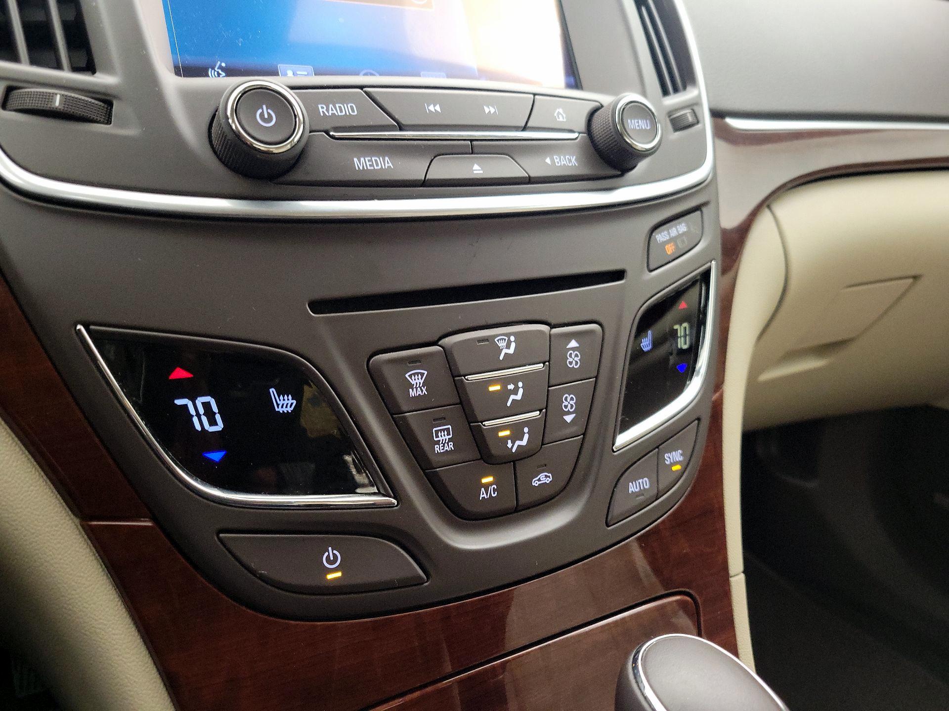 Thumbnail: 2017 Buick Regal - 16