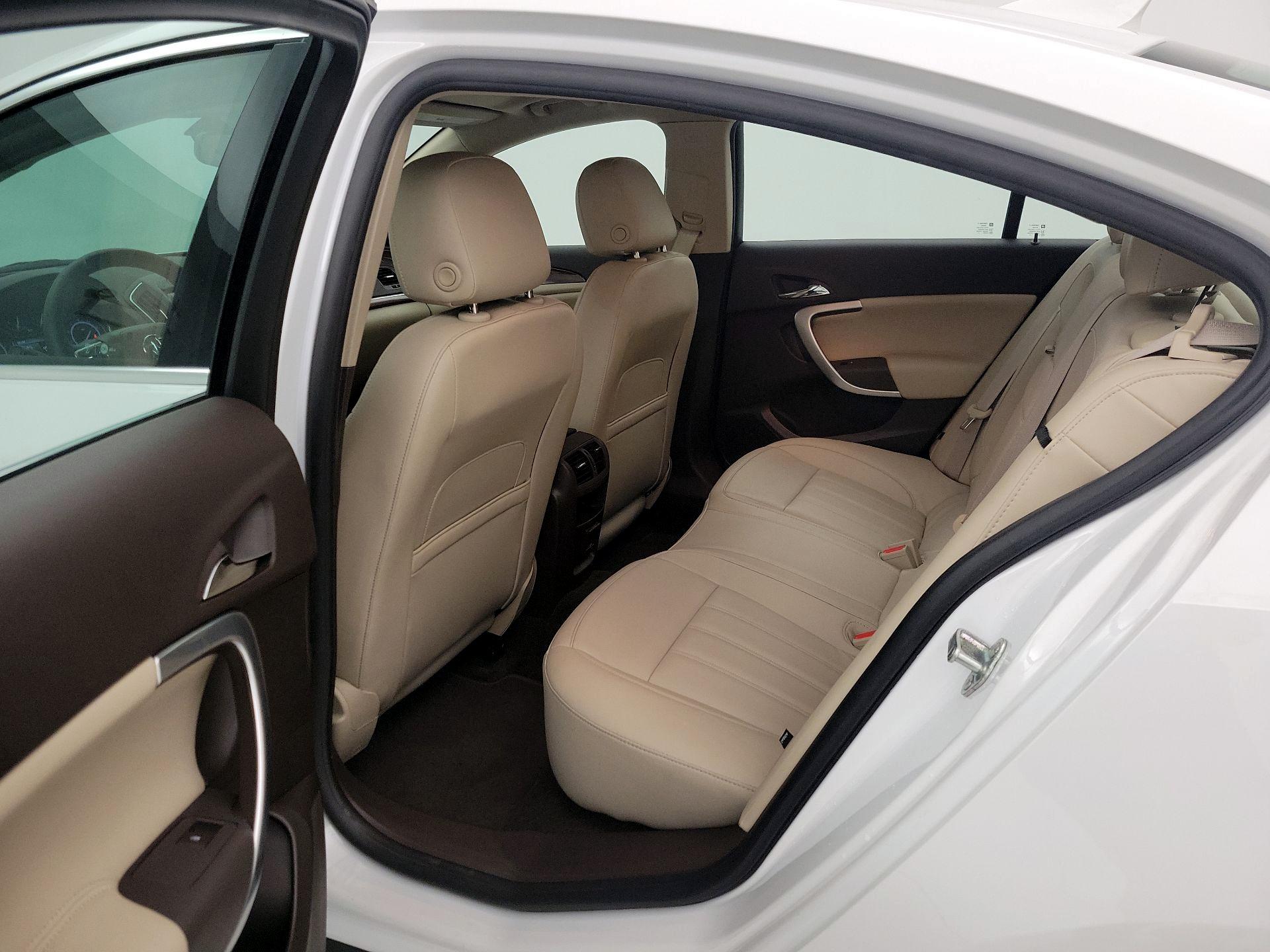Thumbnail: 2017 Buick Regal - 19