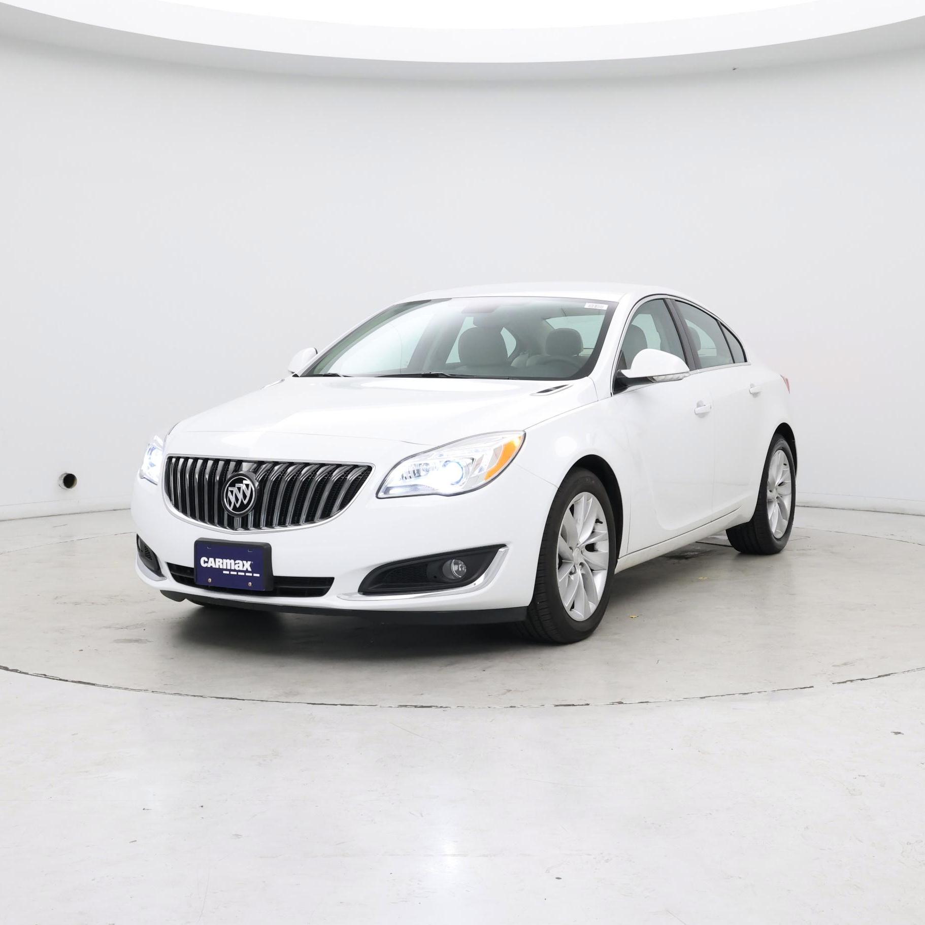 Thumbnail: 2017 Buick Regal - 4