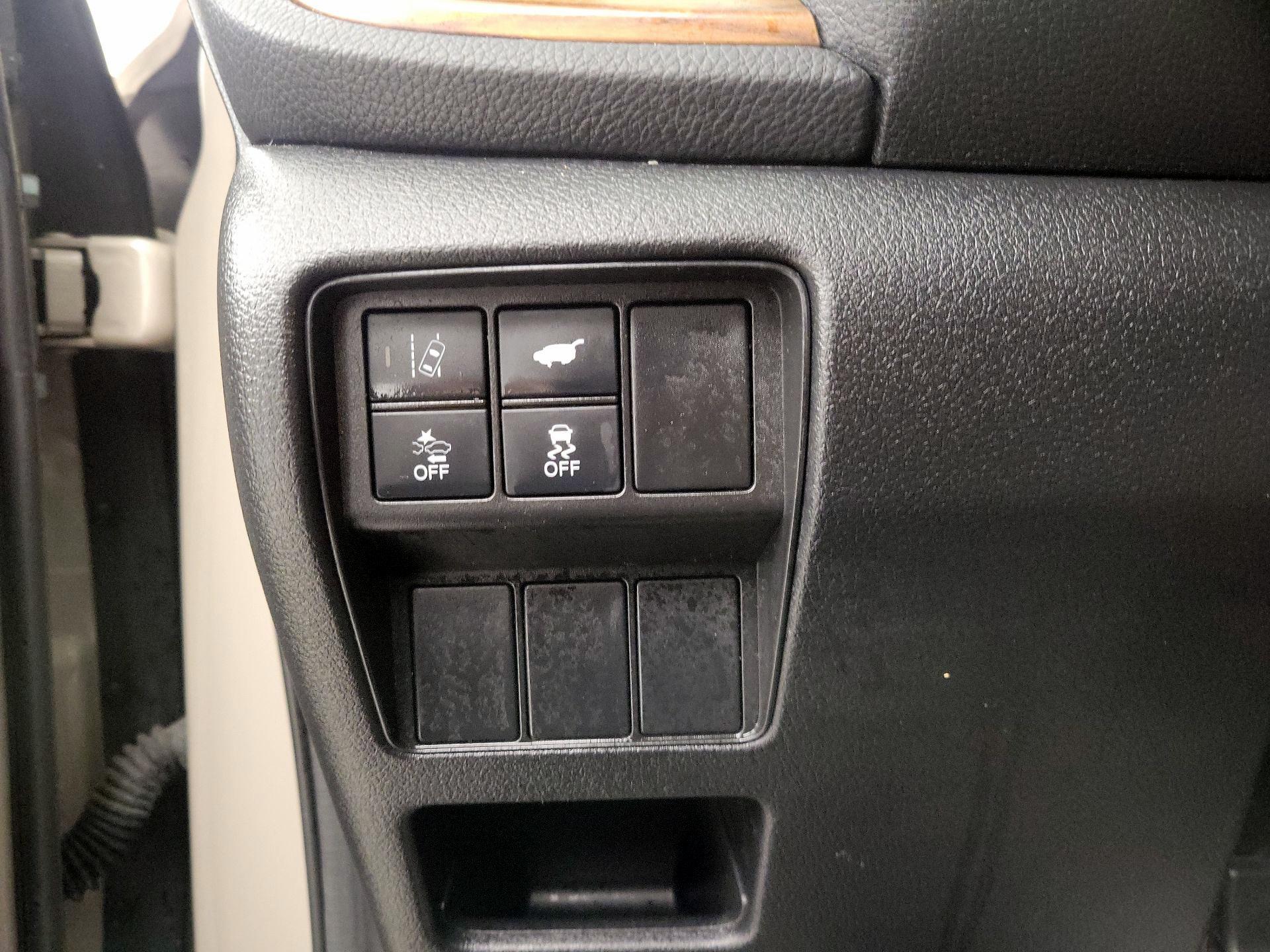 Thumbnail: 2019 Honda CR-V - 13