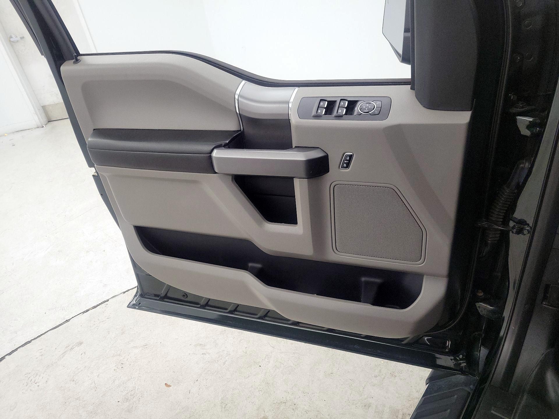 Thumbnail: 2015 Ford F-150 - 12