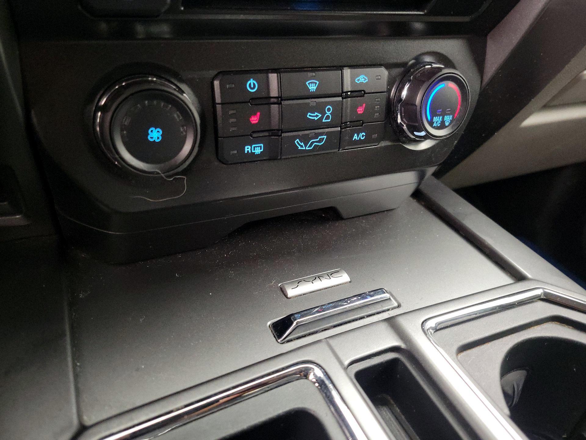 Thumbnail: 2015 Ford F-150 - 16