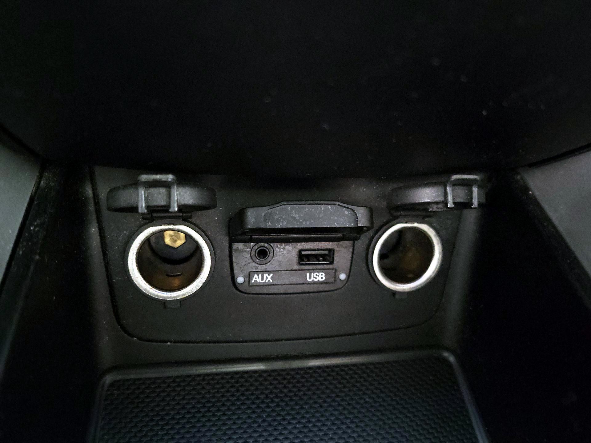 Thumbnail: 2014 Hyundai Sonata - 19