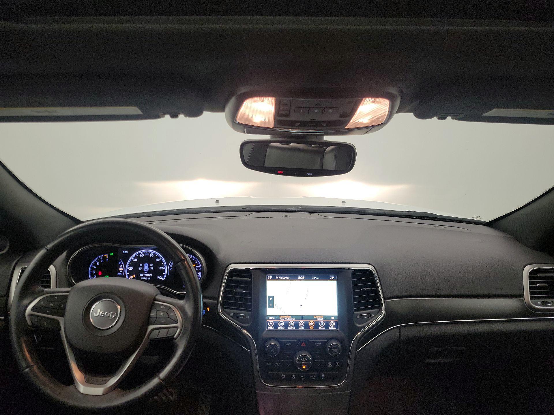 Thumbnail: 2018 Jeep Grand Cherokee - 9