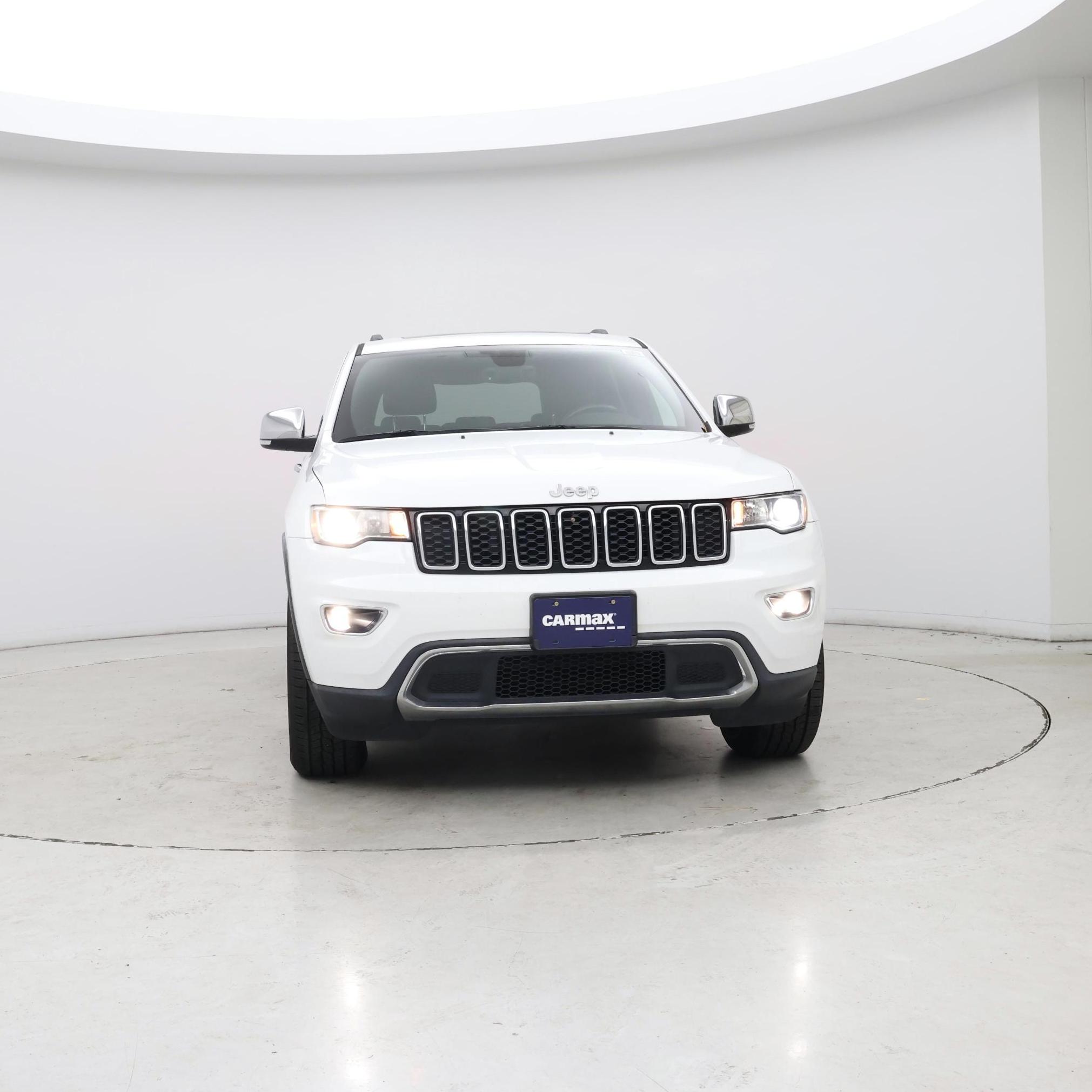 Thumbnail: 2018 Jeep Grand Cherokee - 5