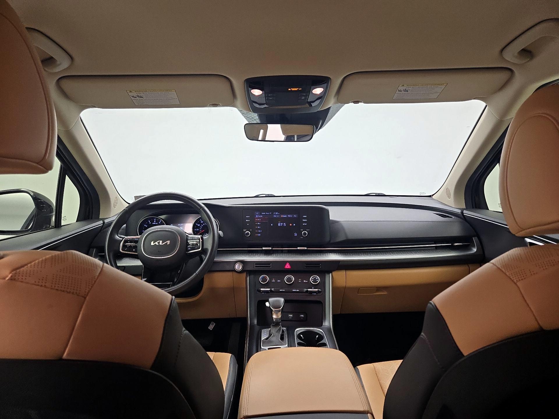 Thumbnail: 2022 Kia Carnival - 9