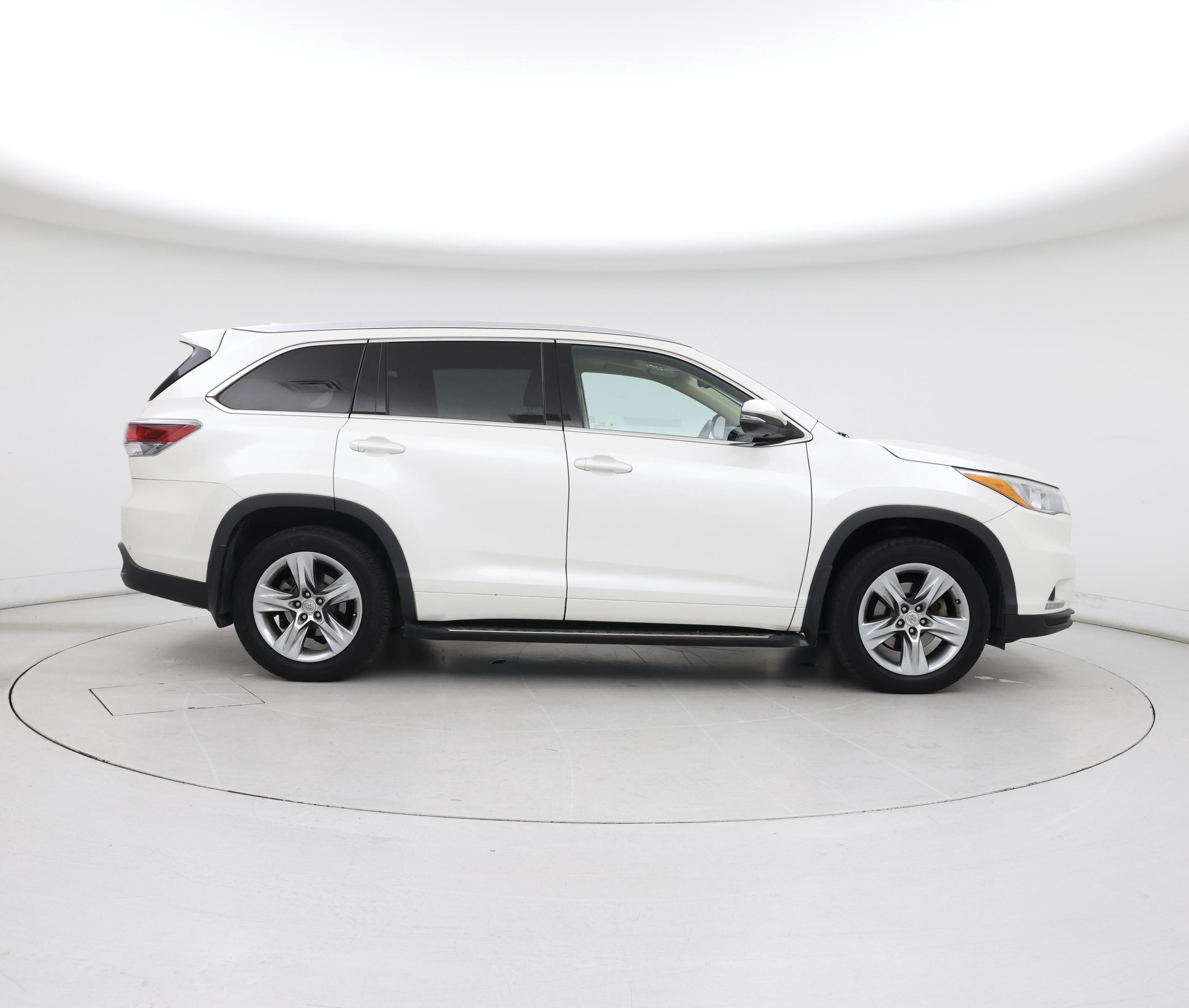 Thumbnail: 2015 Toyota Highlander - 7
