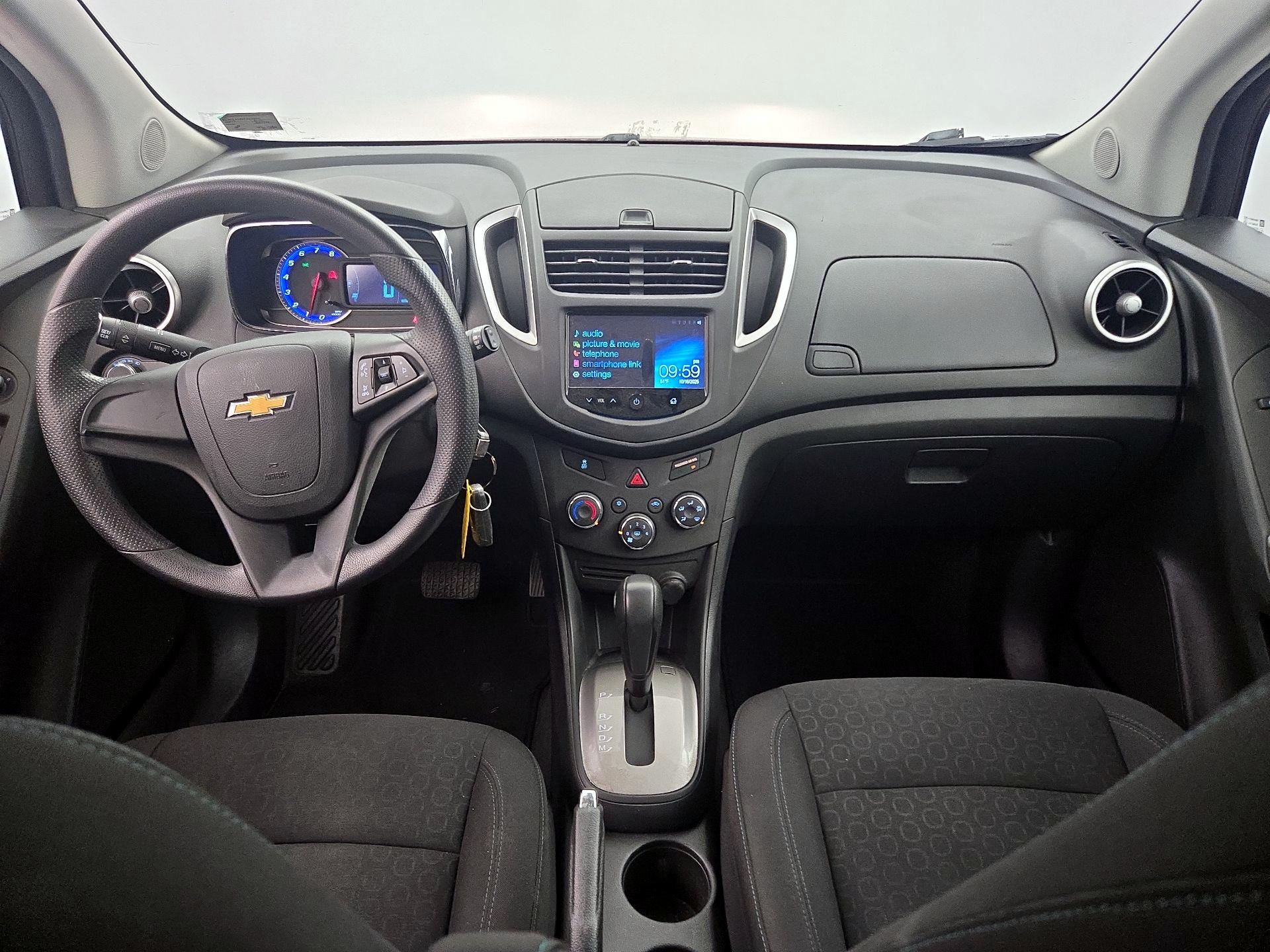 Thumbnail: 2015 Chevrolet Trax - 9