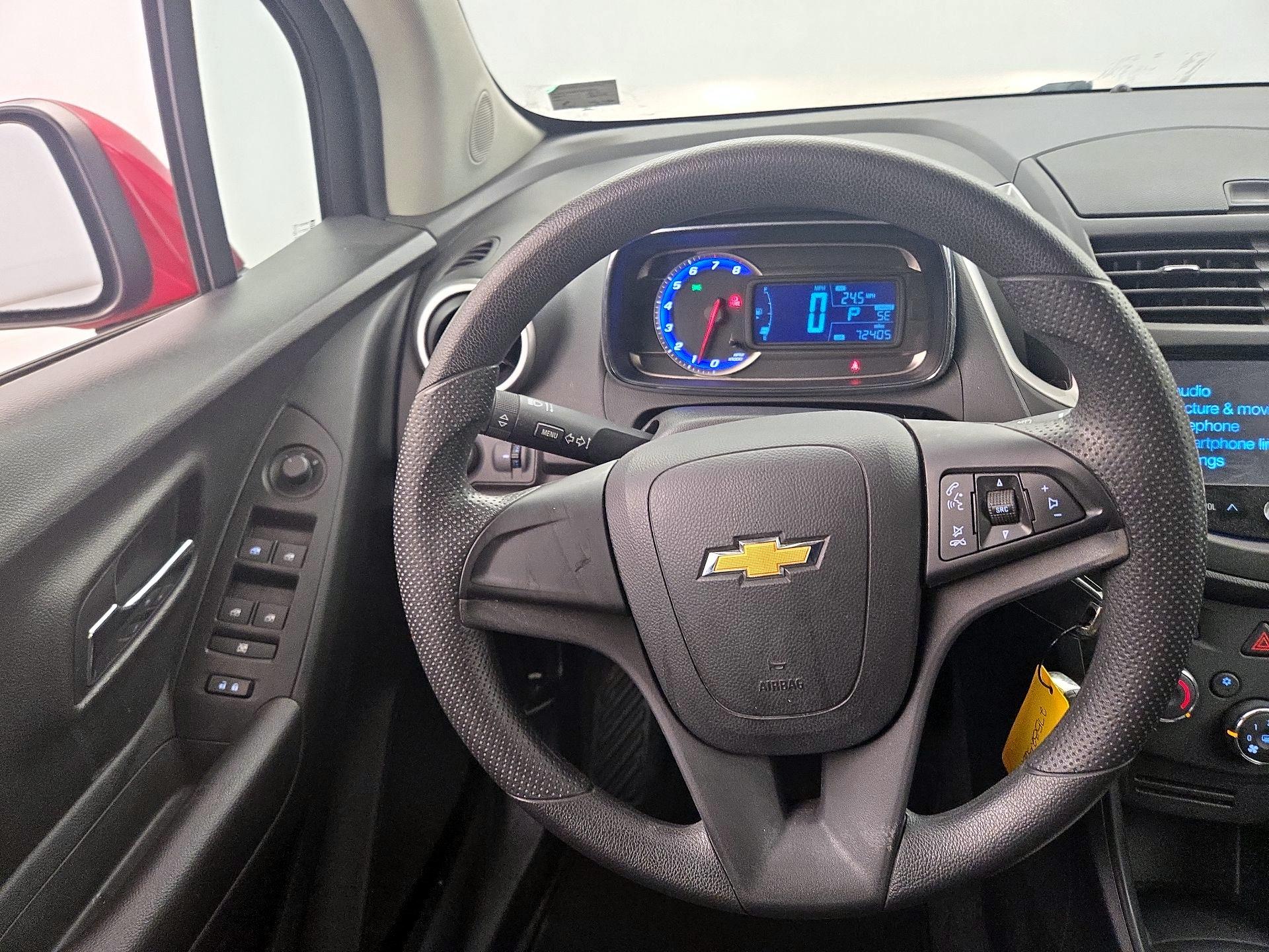 Thumbnail: 2015 Chevrolet Trax - 10