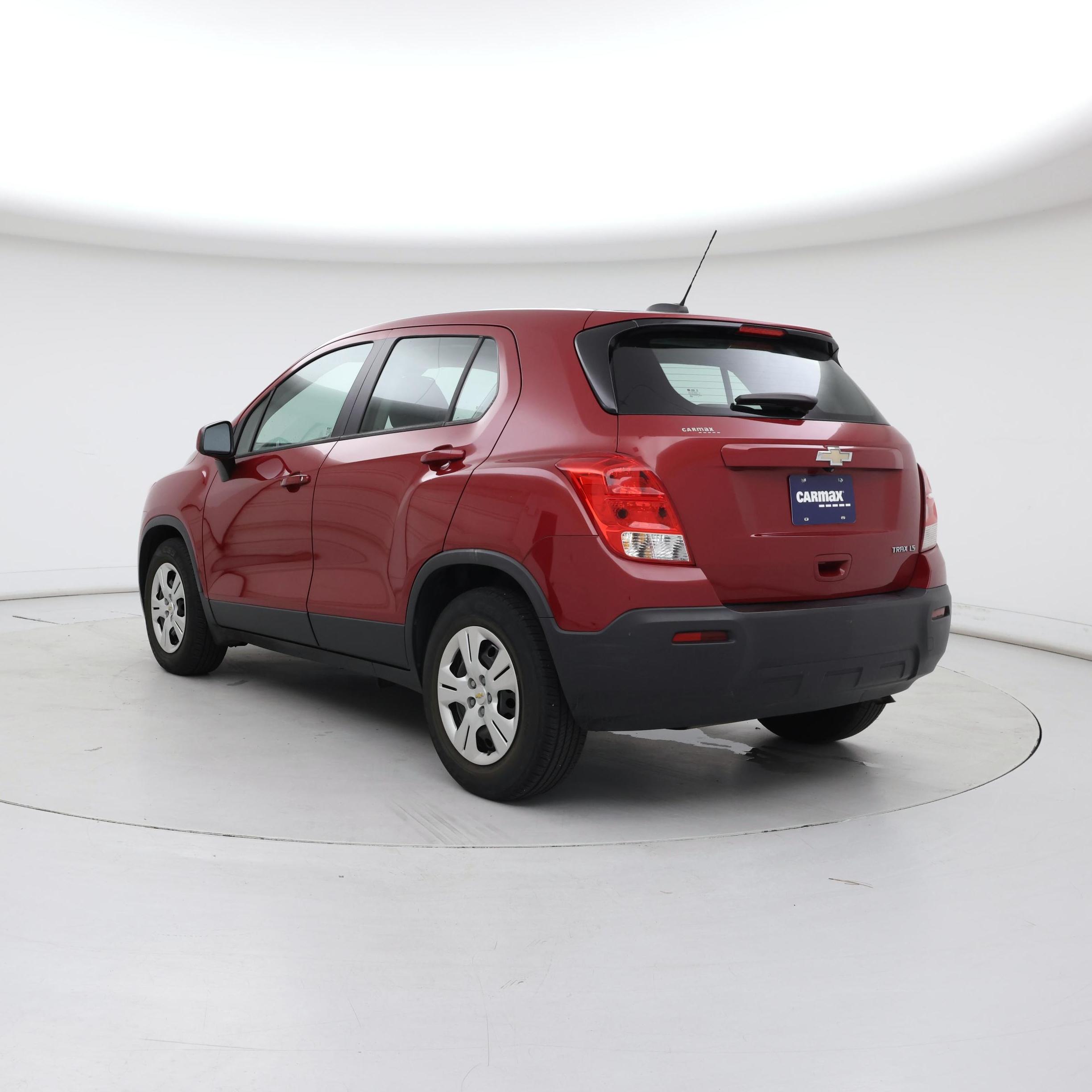Thumbnail: 2015 Chevrolet Trax - 2
