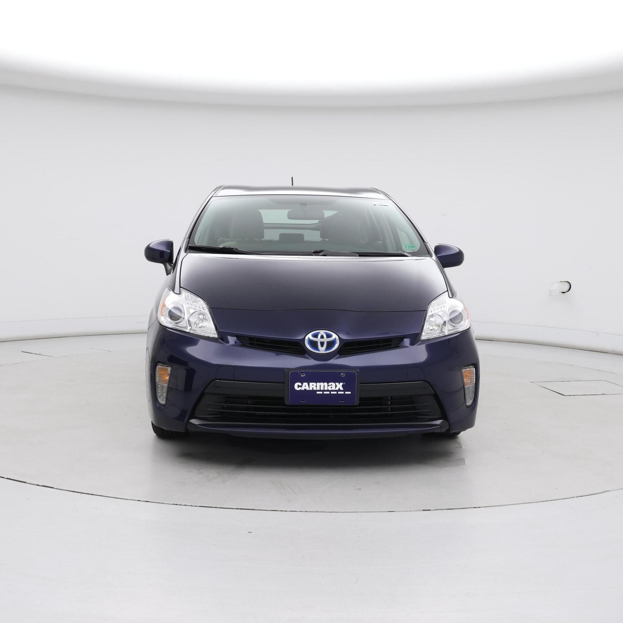 Thumbnail: 2015 Toyota Prius - 5