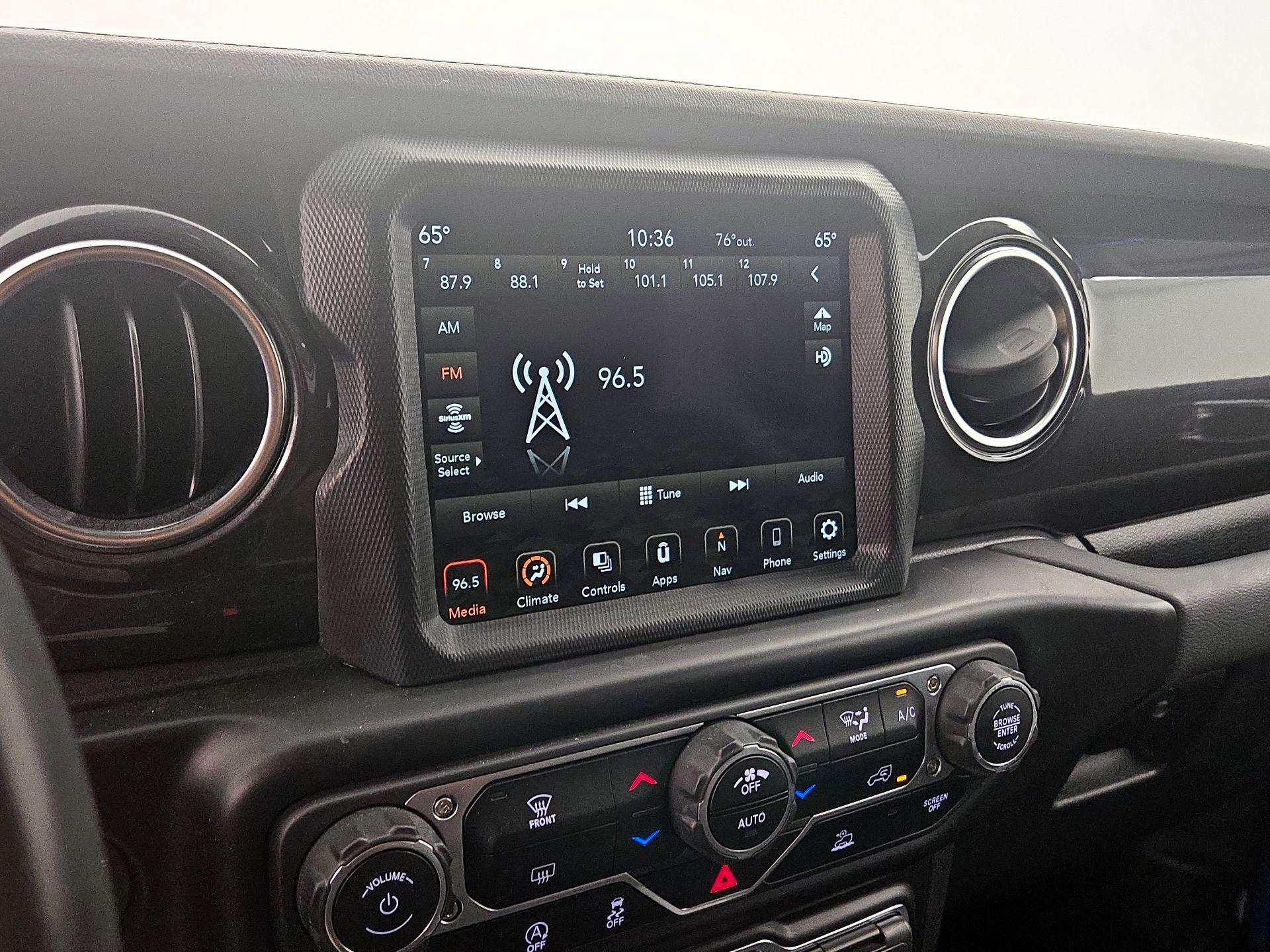 Thumbnail: 2021 Jeep Wrangler - 16