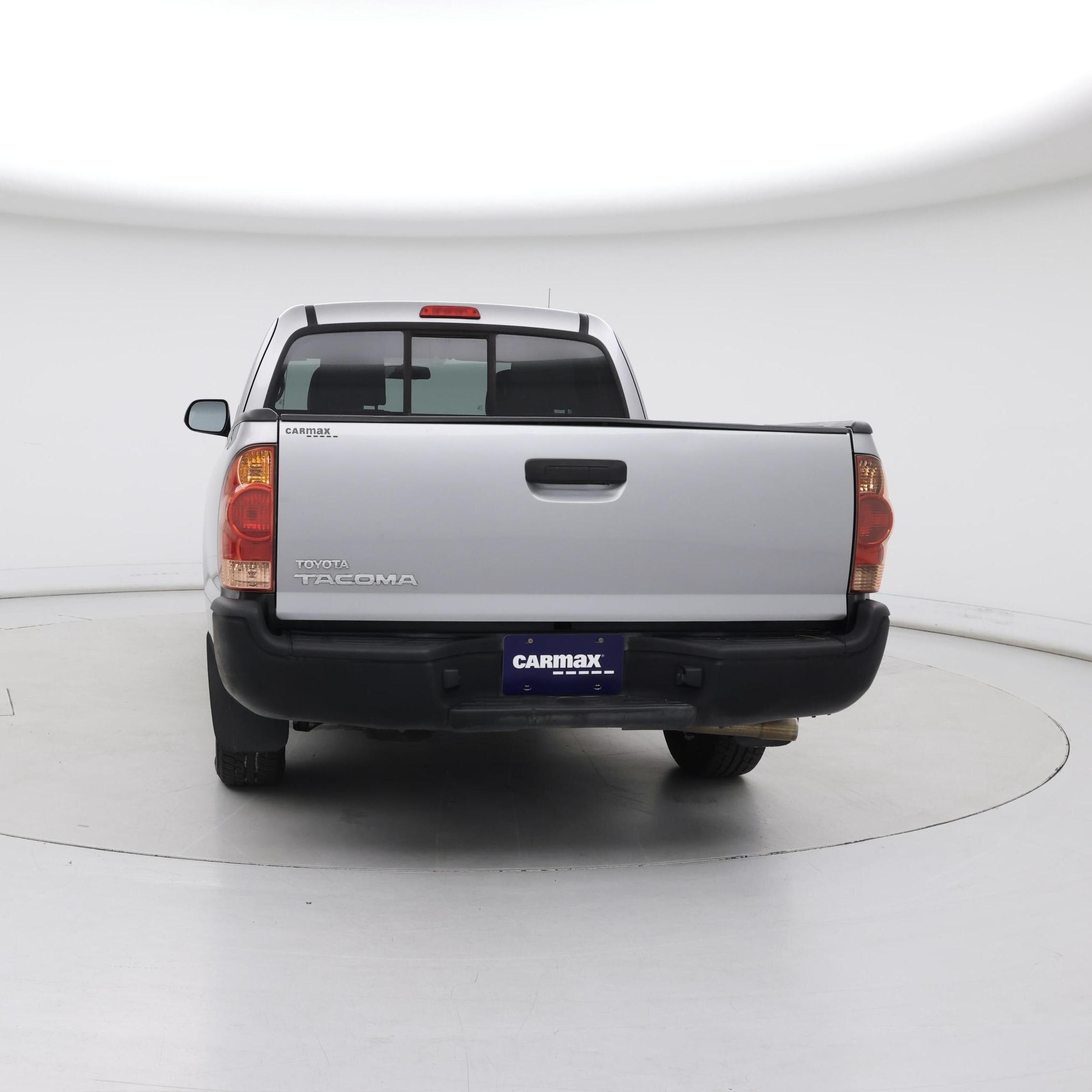 Thumbnail: 2015 Toyota Tacoma - 6