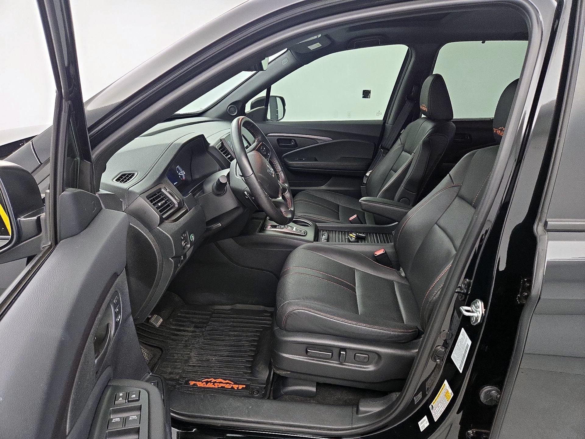 Thumbnail: 2023 Honda Passport - 11