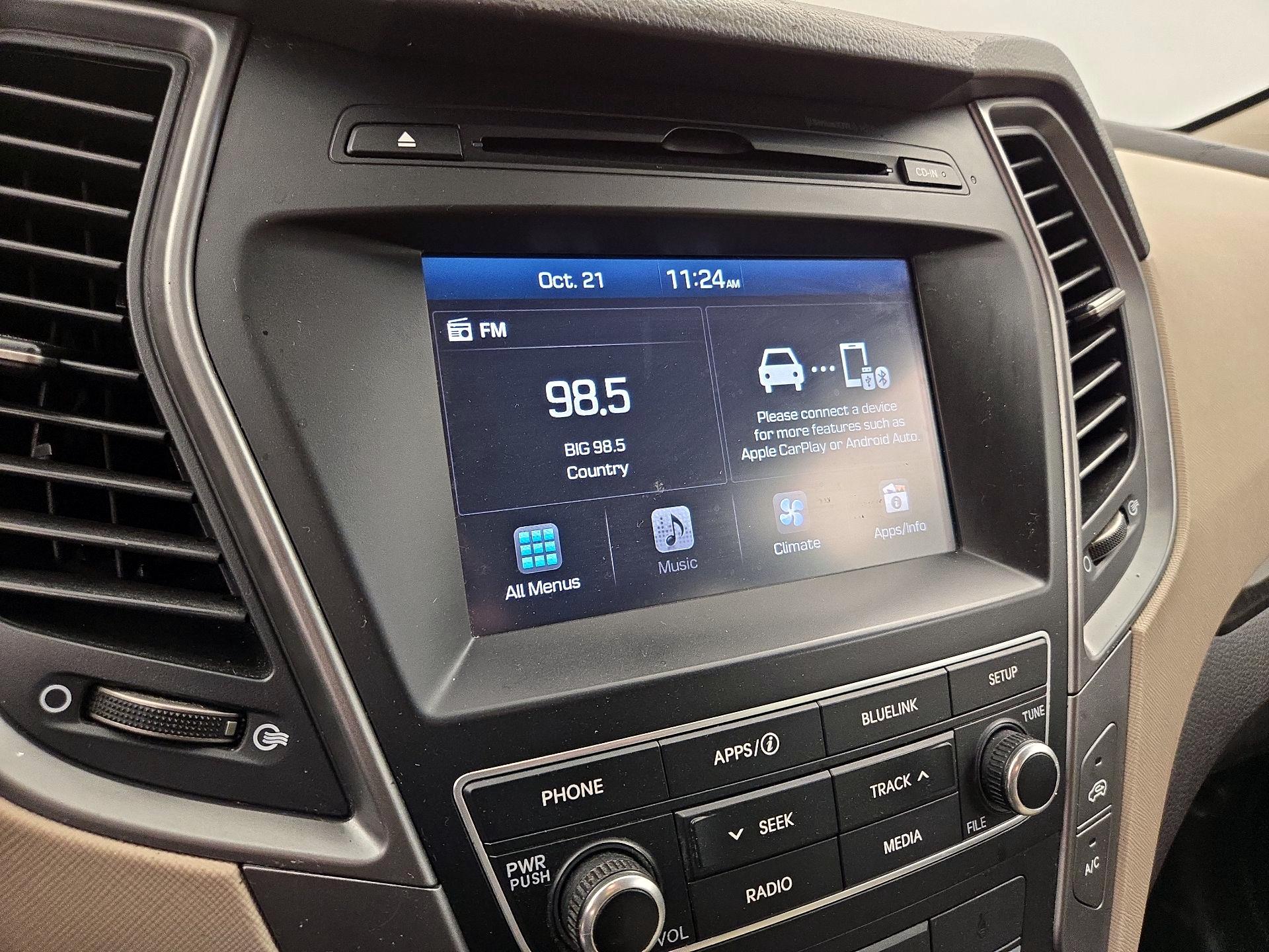 Thumbnail: 2017 Hyundai Santa Fe - 15