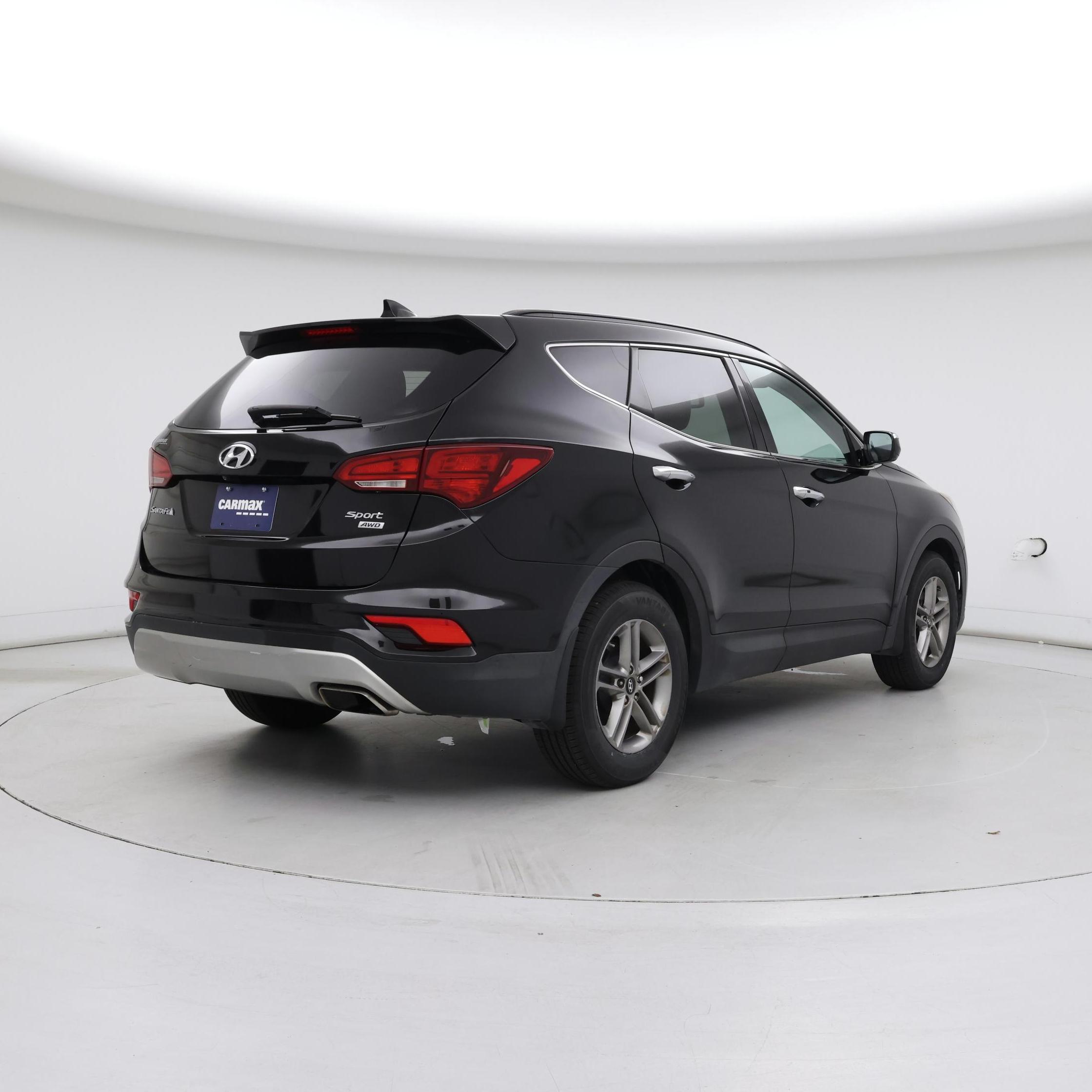 Thumbnail: 2017 Hyundai Santa Fe - 8