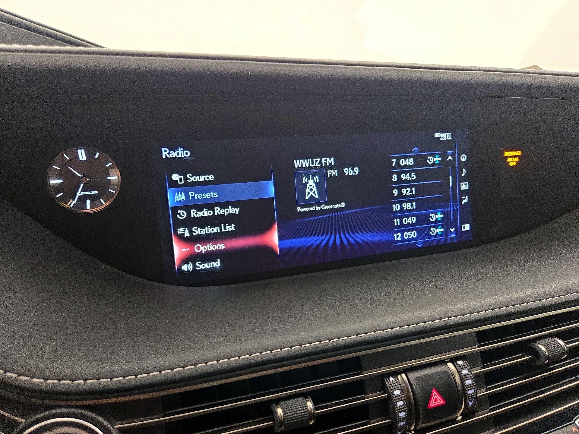 Thumbnail: 2019 Lexus LS - 16