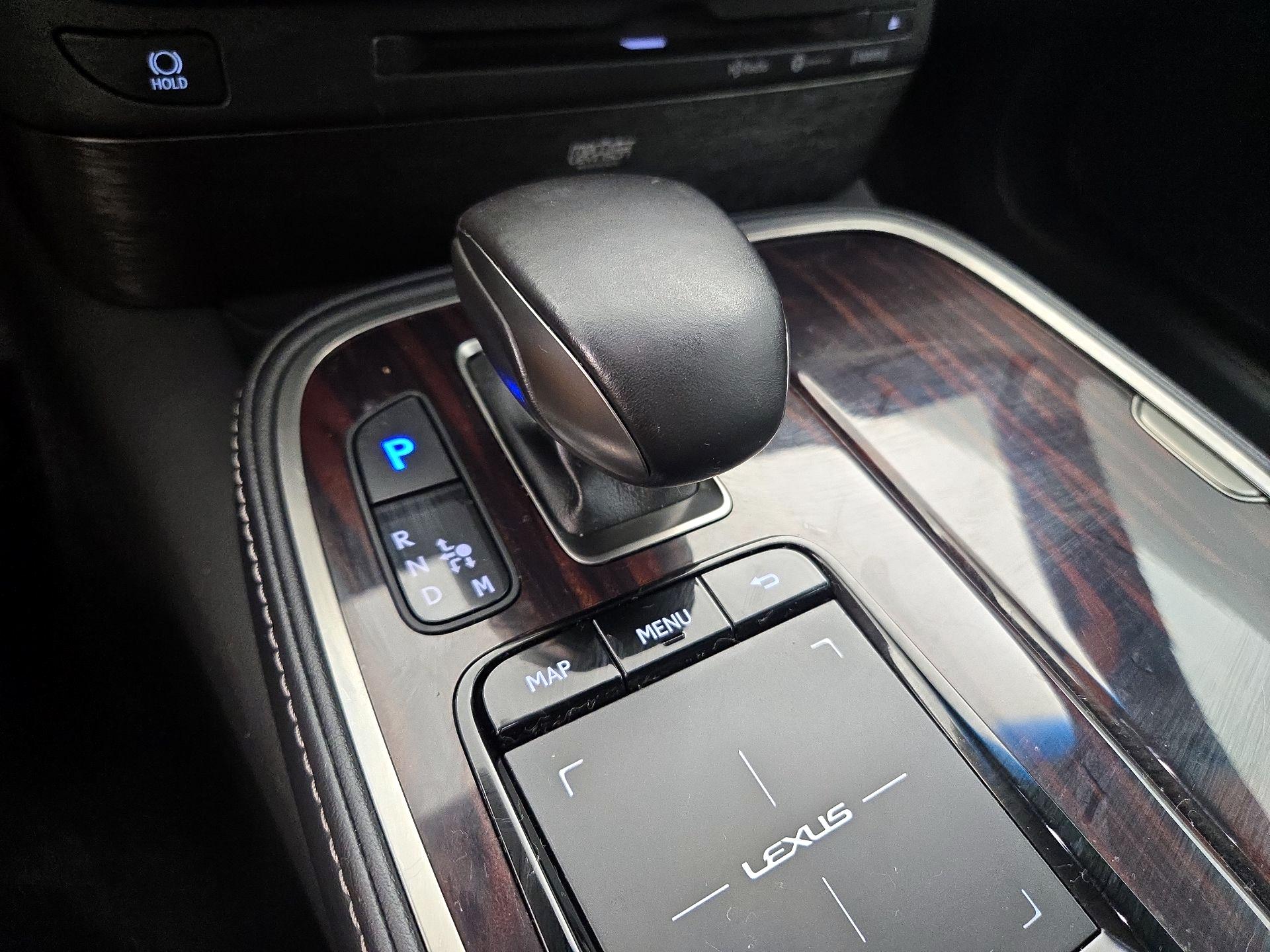 Thumbnail: 2019 Lexus LS - 18